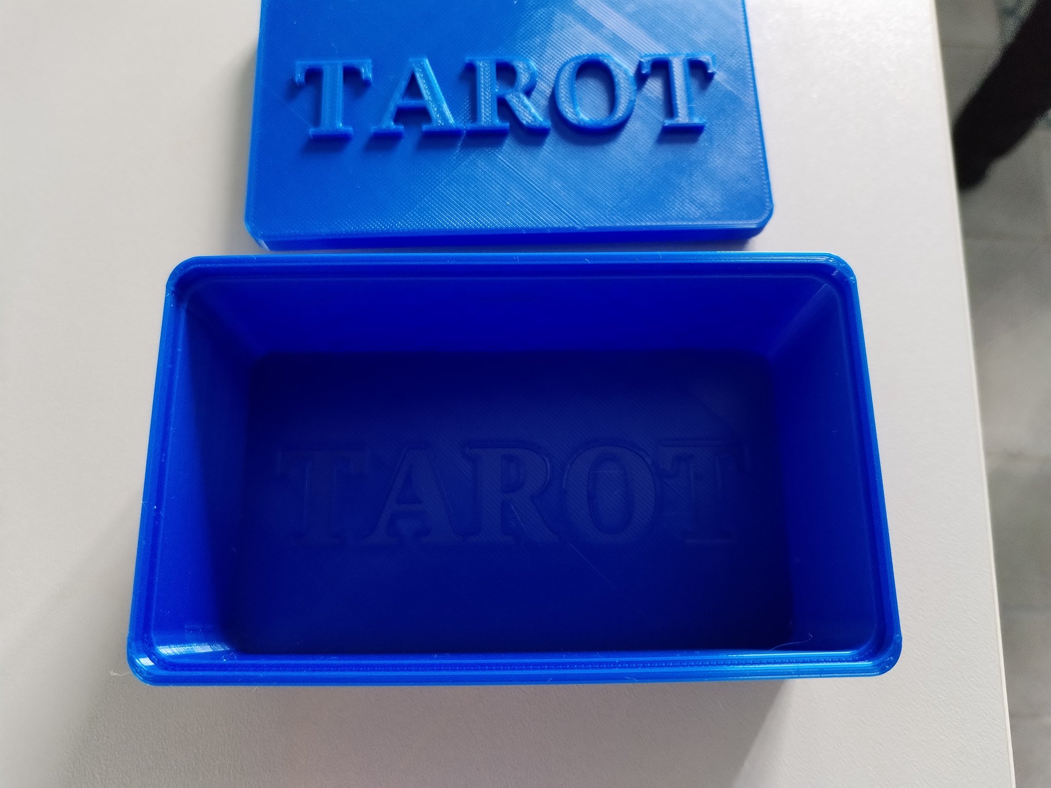 Hộp bài Tarot cho thẻ kích thước 63mm x 113mm