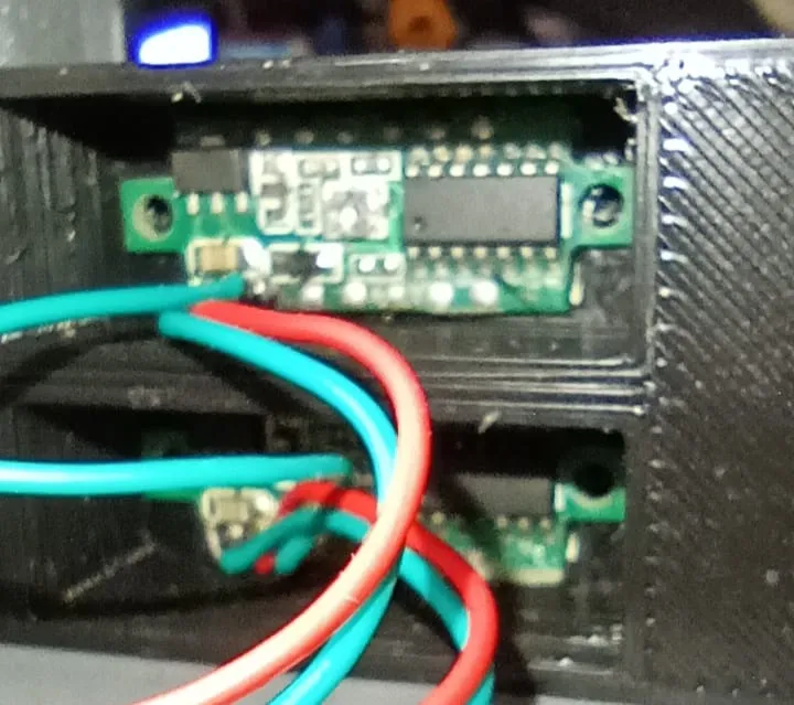 Hộp đựng điện áp mini LCD với không gian cho nhãn