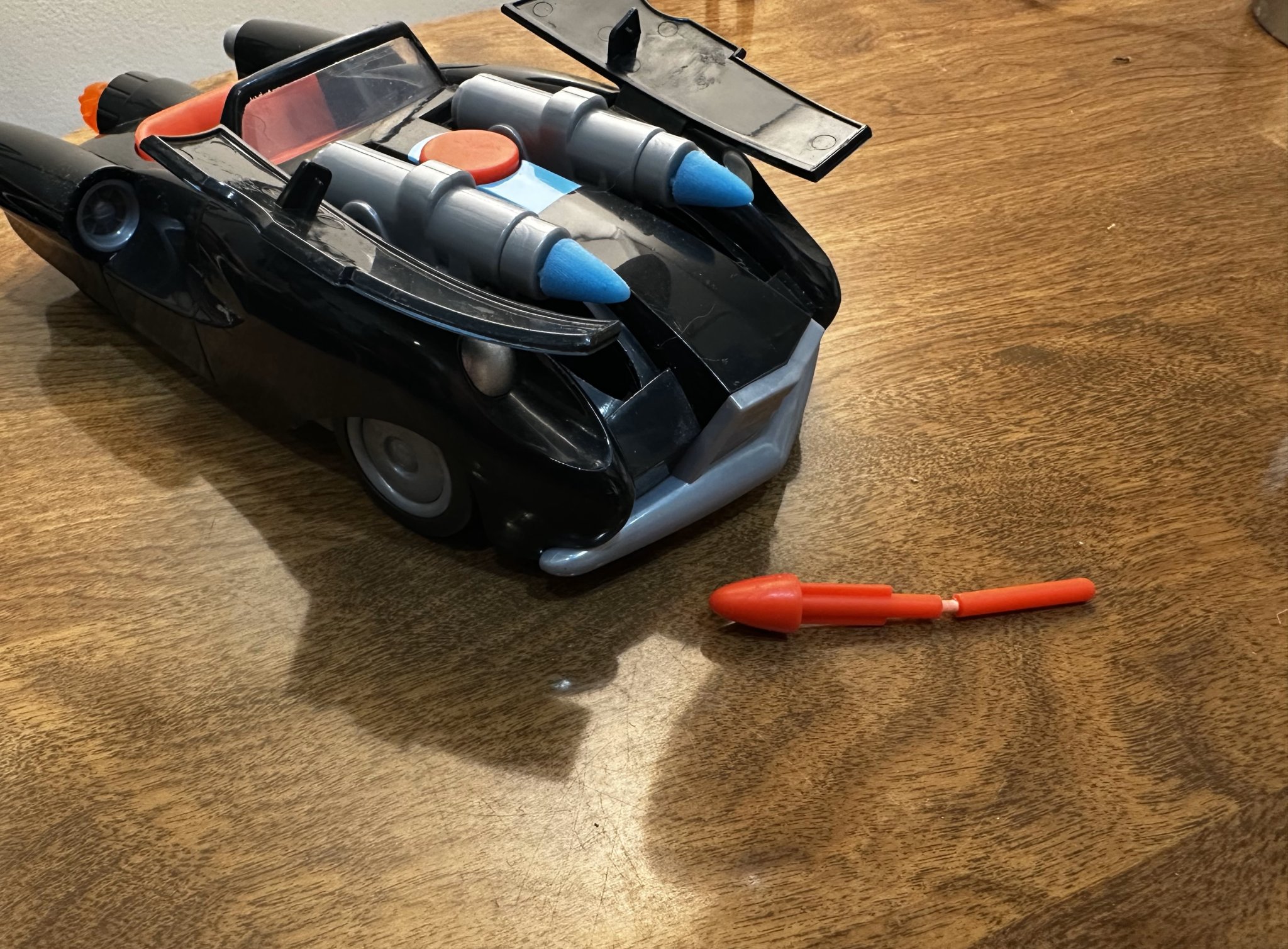 Mũi tên thay thế cho ô tô Incredibles 2