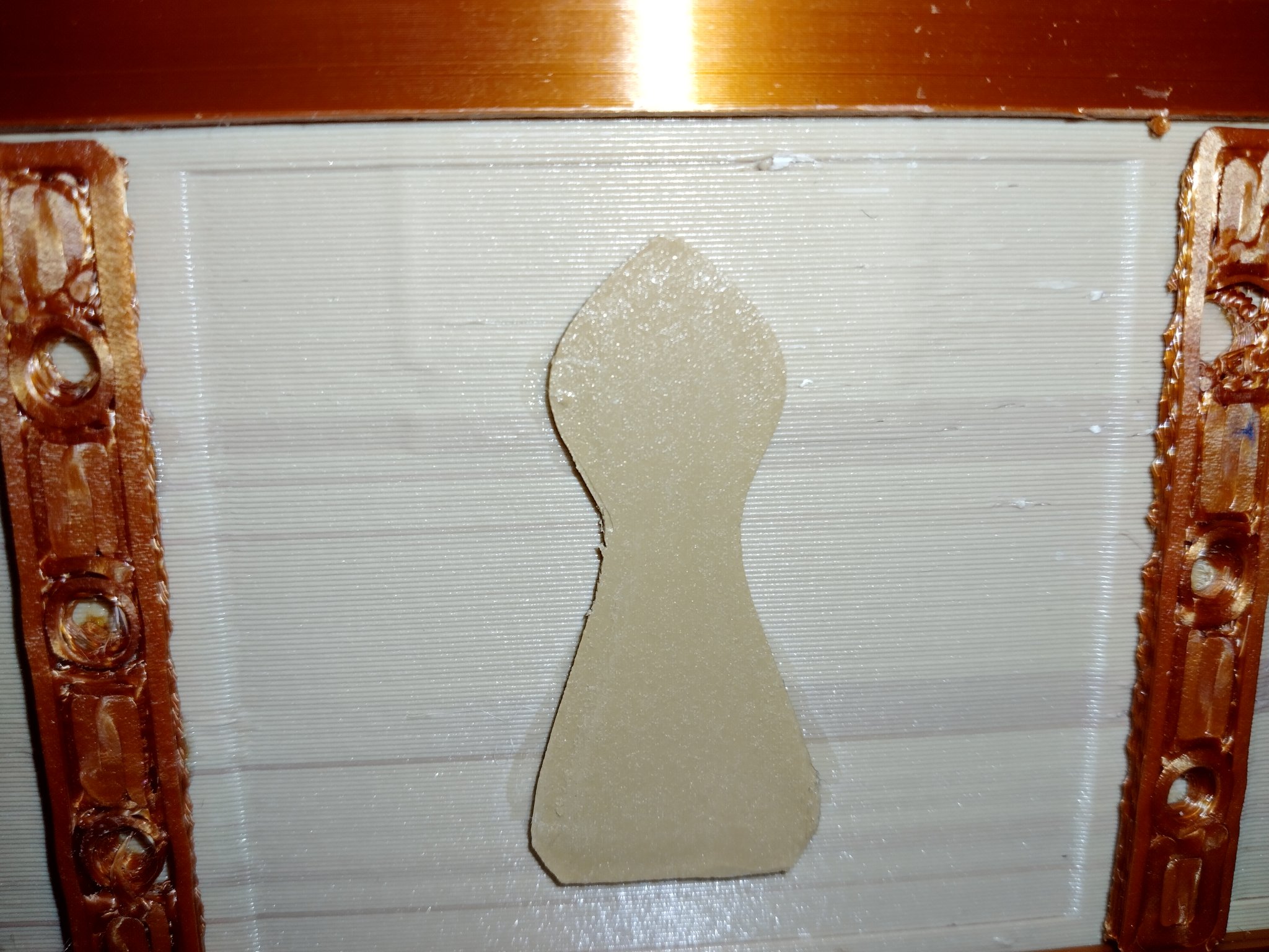 Hộp đựng cờ vua bằng gỗ kiểu kho báu