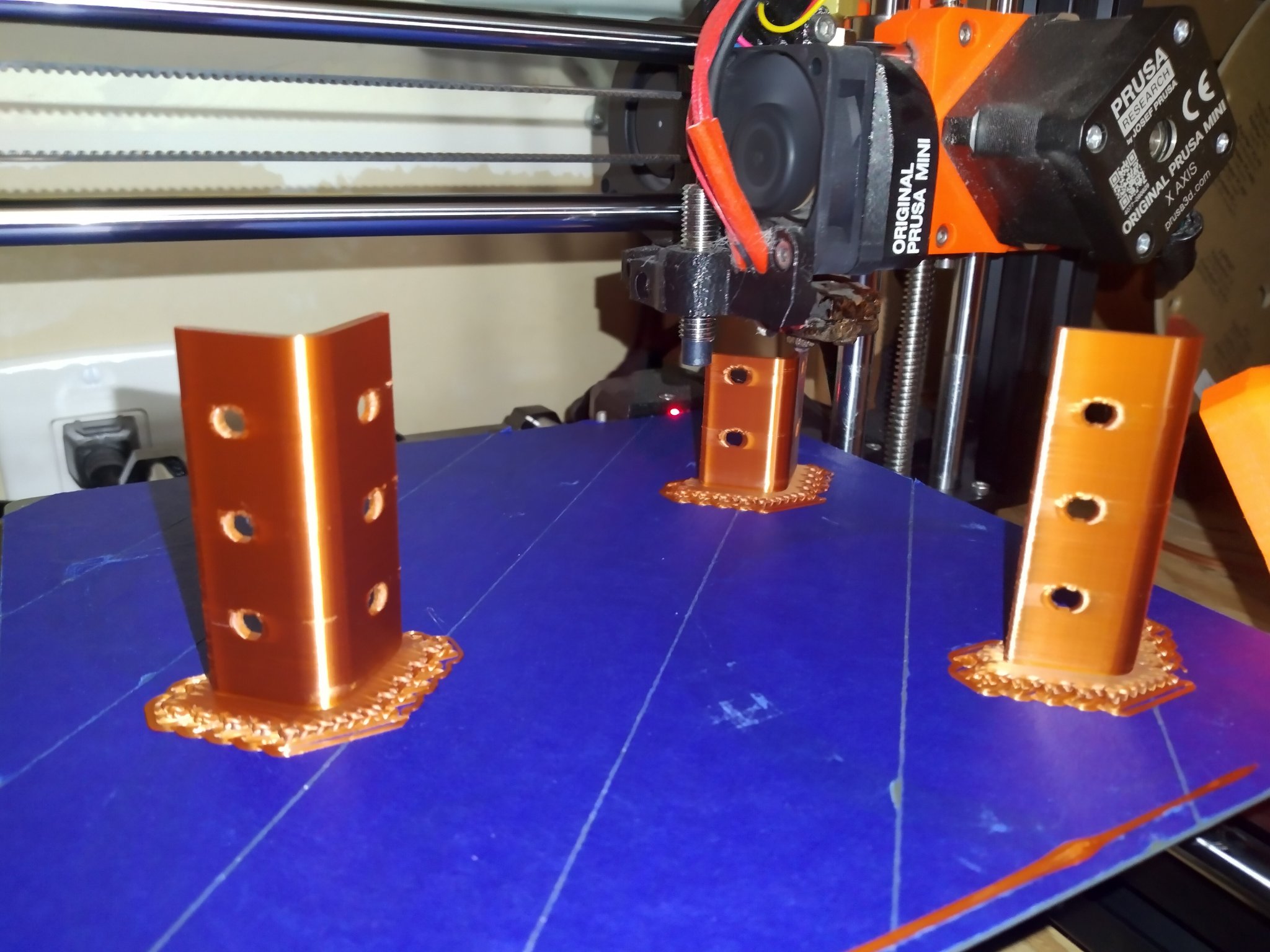 Hộp đựng cờ vua bằng gỗ kiểu kho báu