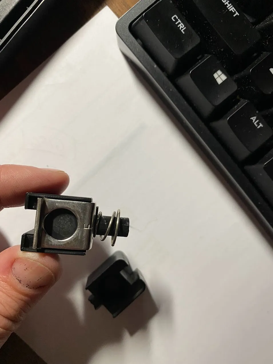 Kẹp nhựa thay thế cho túi Saddle của Harley-Davidson VRod