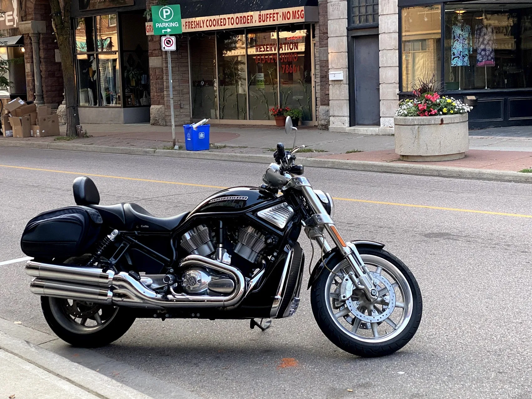 Kẹp nhựa thay thế cho túi Saddle của Harley-Davidson VRod