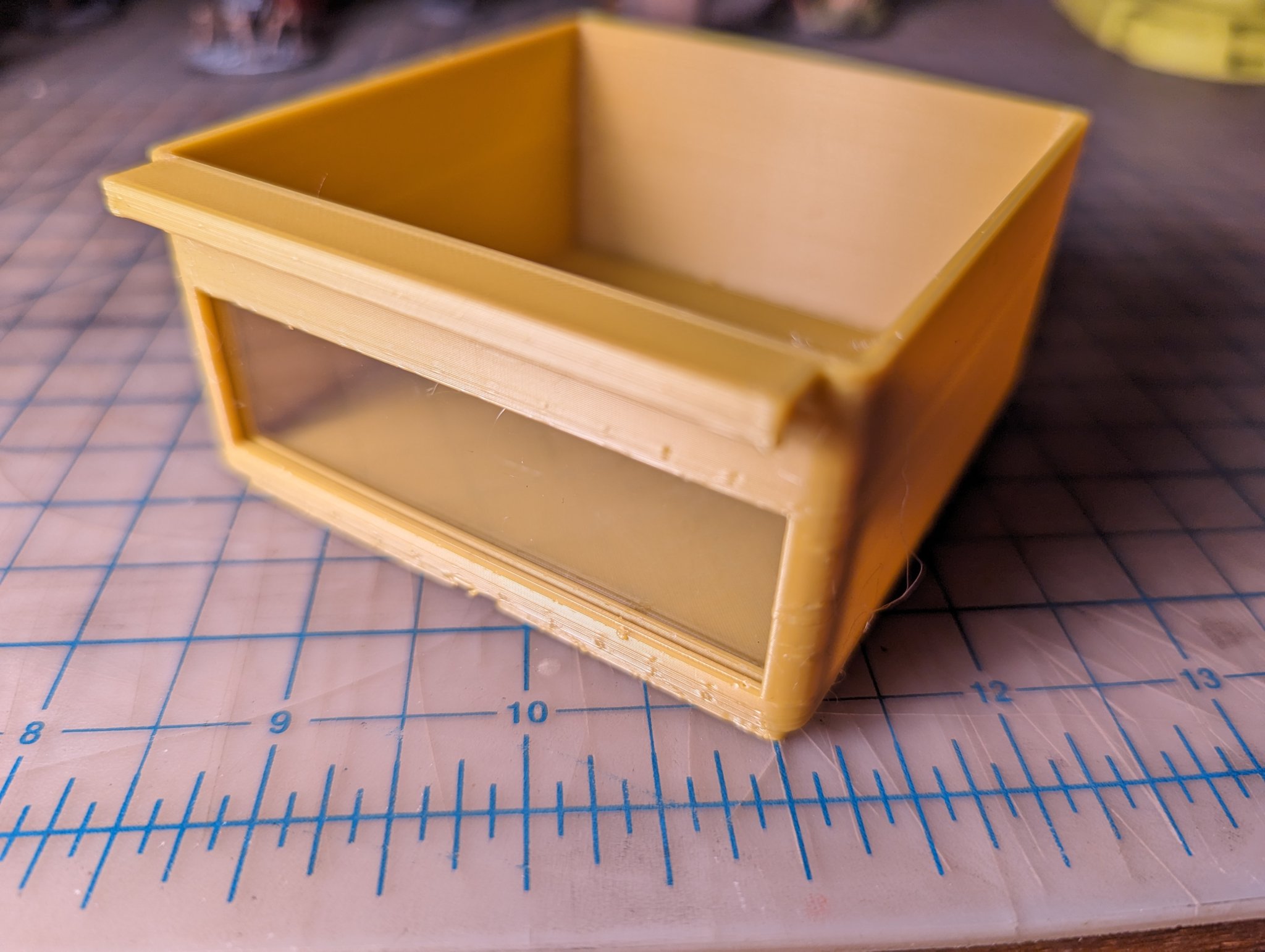 Ngăn kéo Gridfinity 2x2 với cửa sổ kính hiển vi