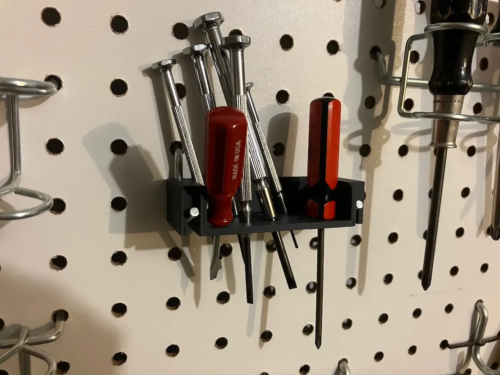 Giá đỡ công cụ tùy chỉnh cho bảng ghim