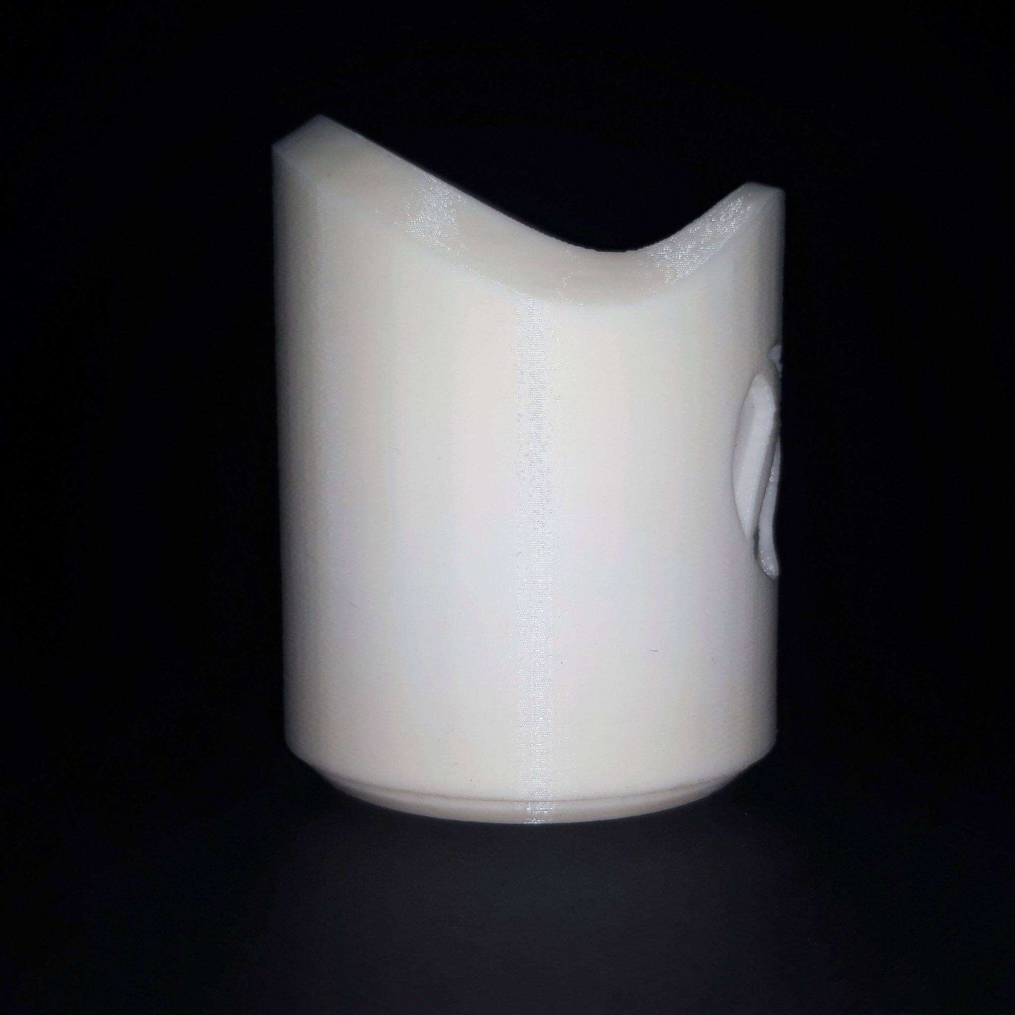 Giá đỡ tay cầm Xbox tiện lợi và hiện đại