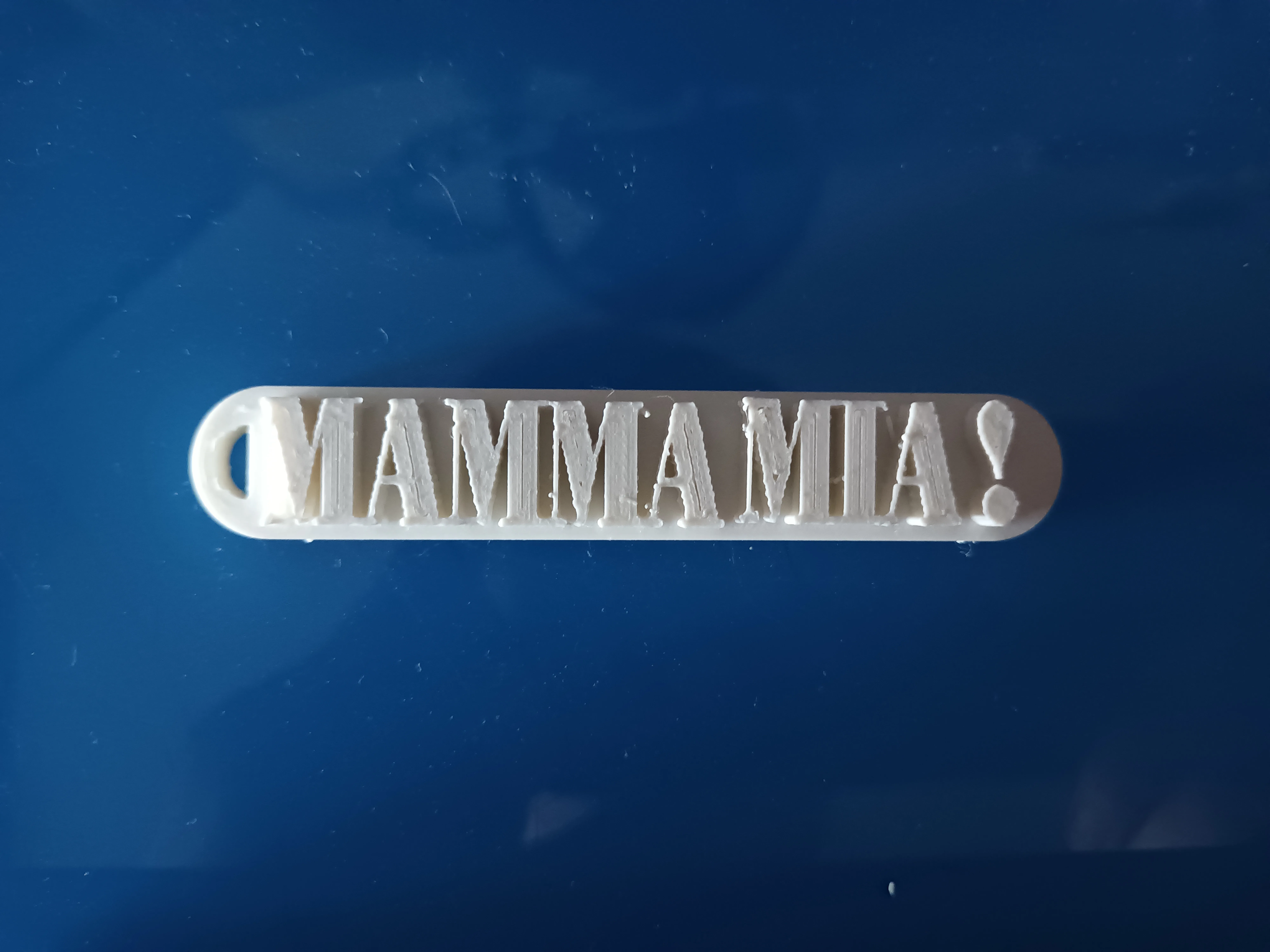 Móc khóa Mama Mia với thiết kế độc đáo