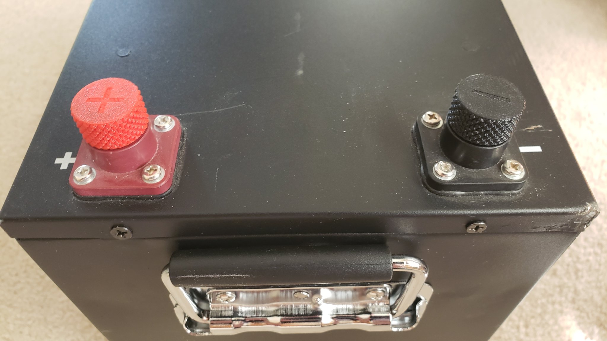 Vít bảo vệ pin lithium cho xe RV