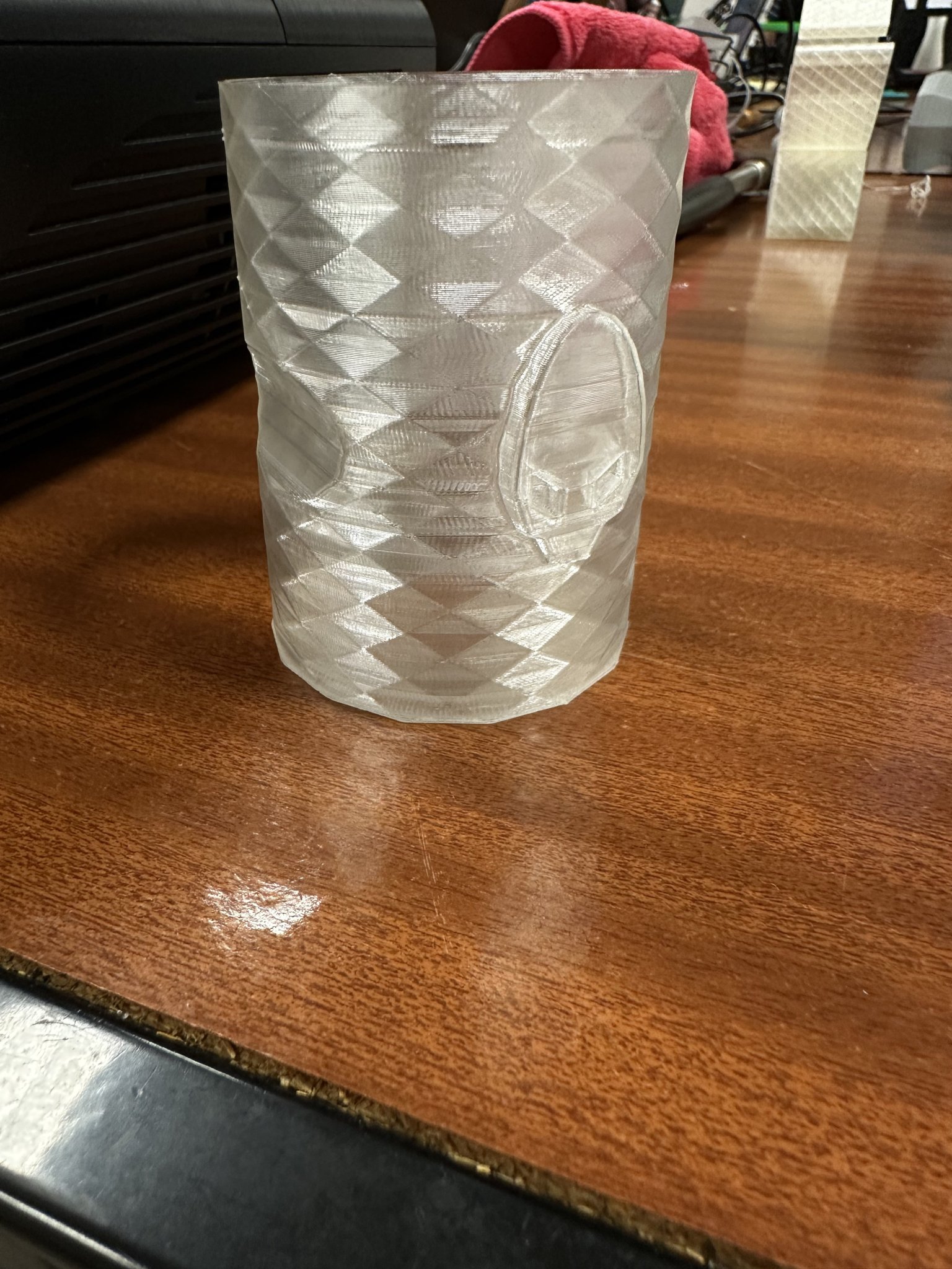 Cốc để bút với hình ảnh Ratchet và Clank