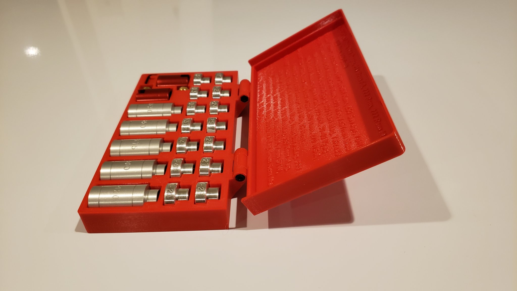 Hộp đựng bộ so sánh Hornady đầy đủ
