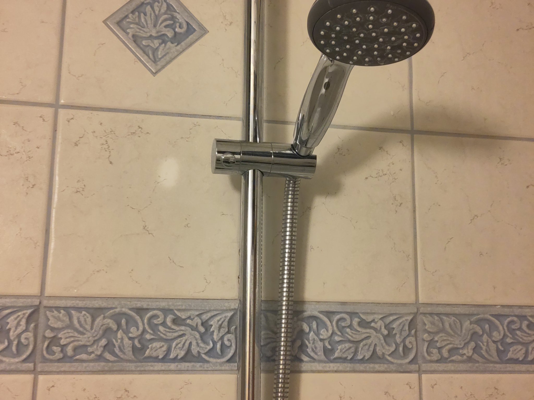 Giá đỡ cho thanh tắm với đường kính 22mm