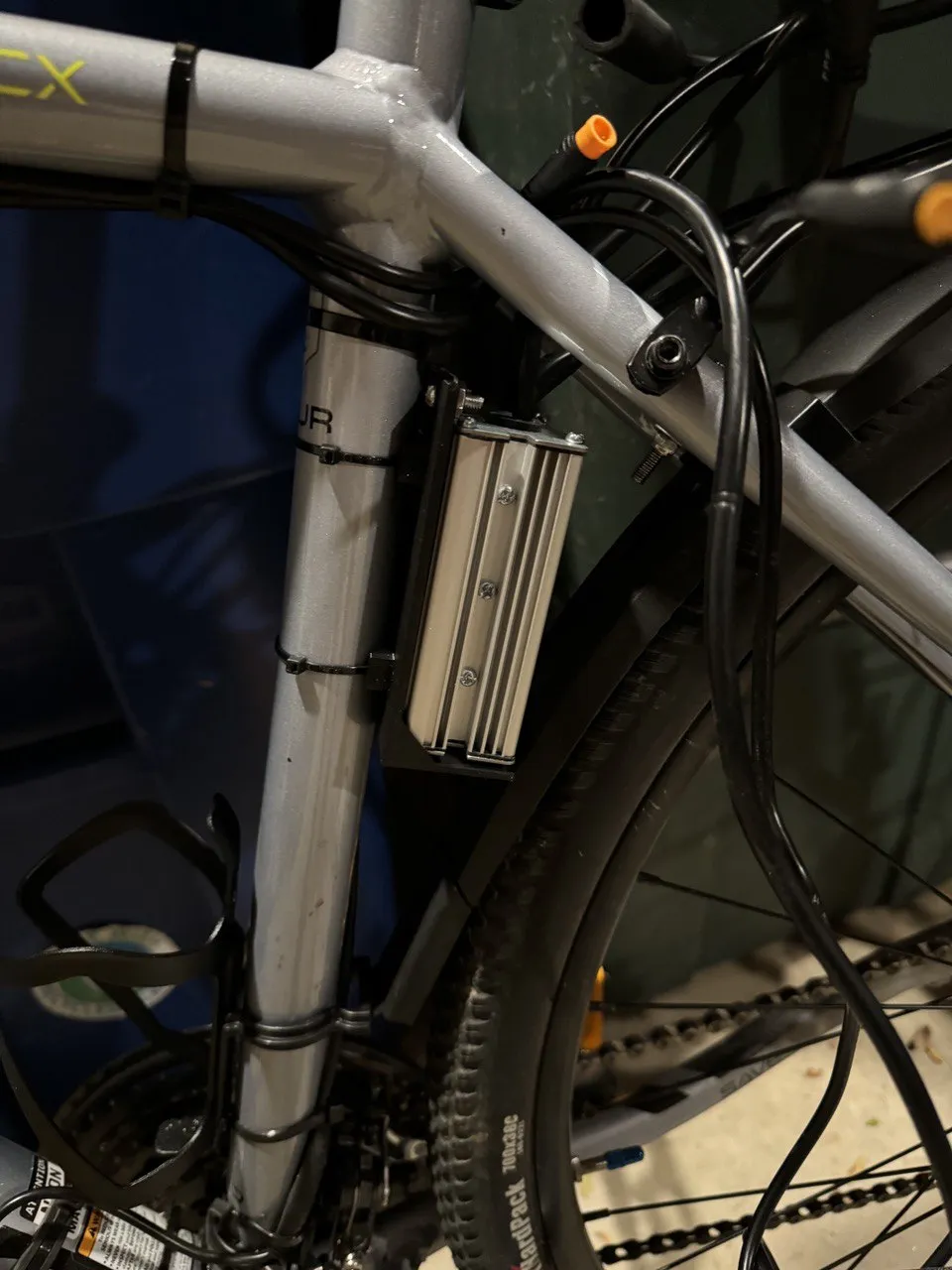 Giá đỡ hộp điều khiển cho xe đạp điện