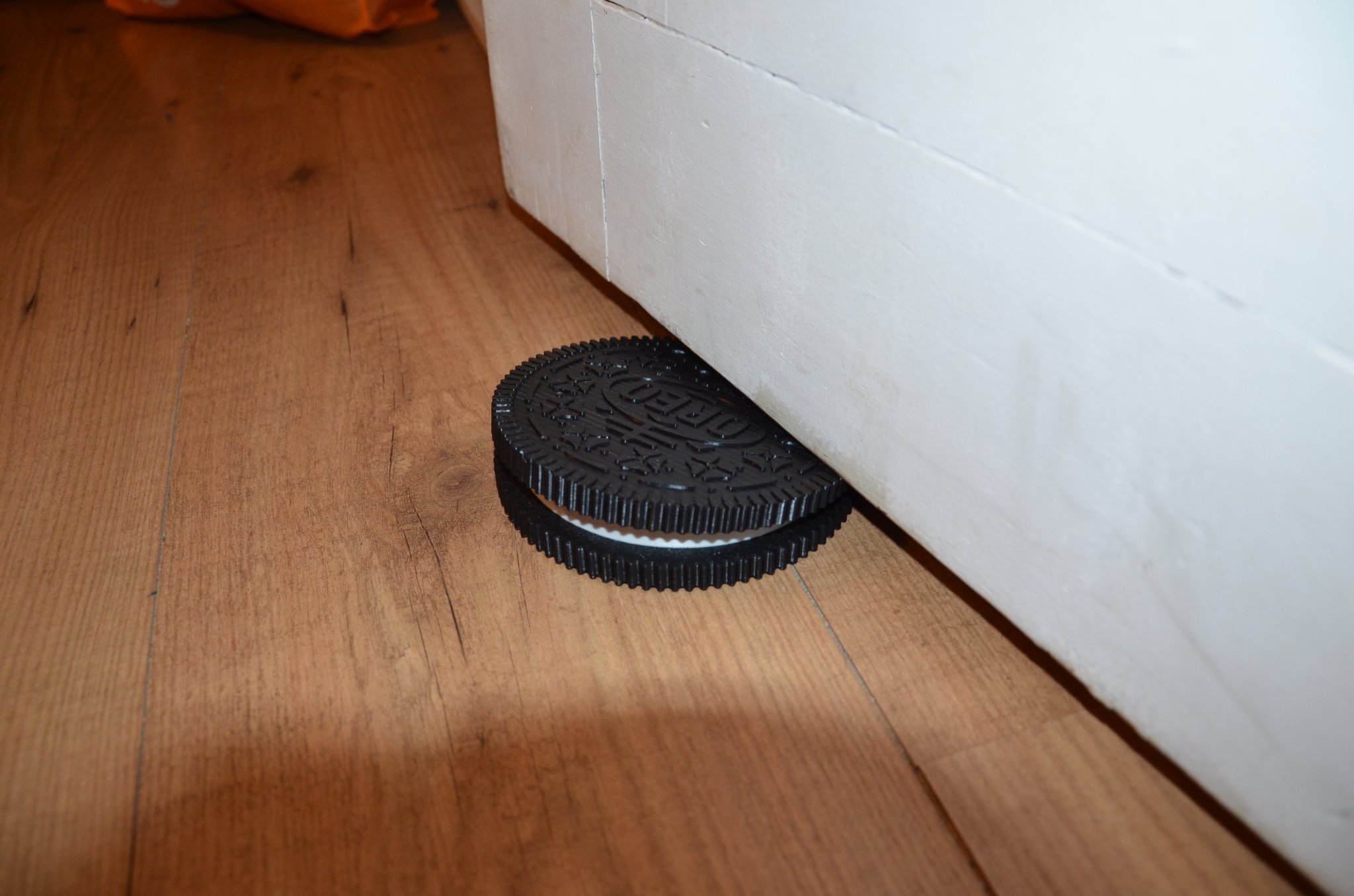 Cái chặn cửa hình bánh Oreo