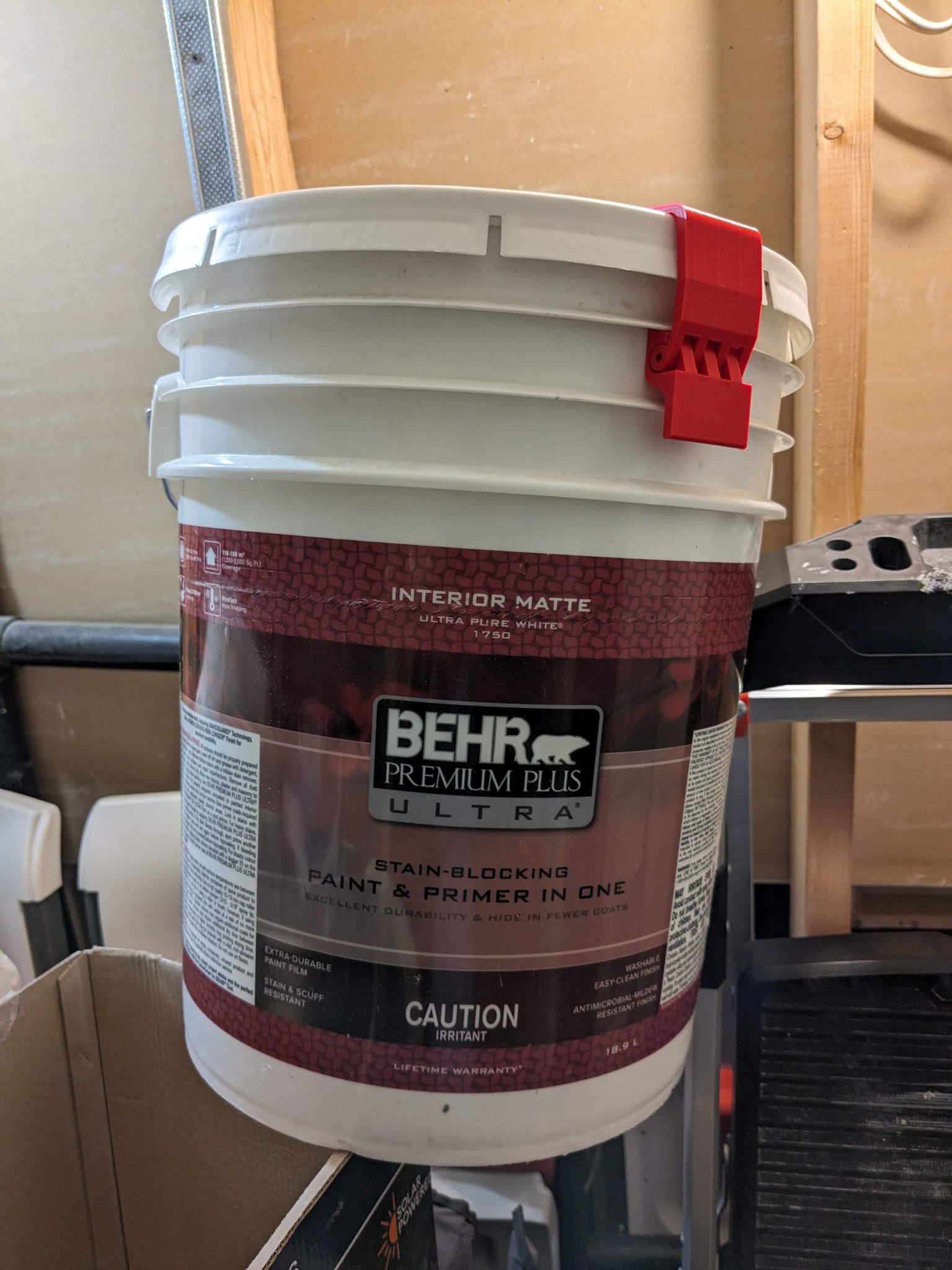 Nắp chặn cho xô sơn 5 gallon Home Depot in tại chỗ