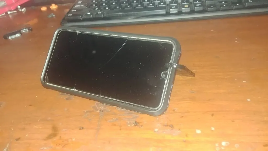 Giá đỡ điện thoại in nhanh đơn giản