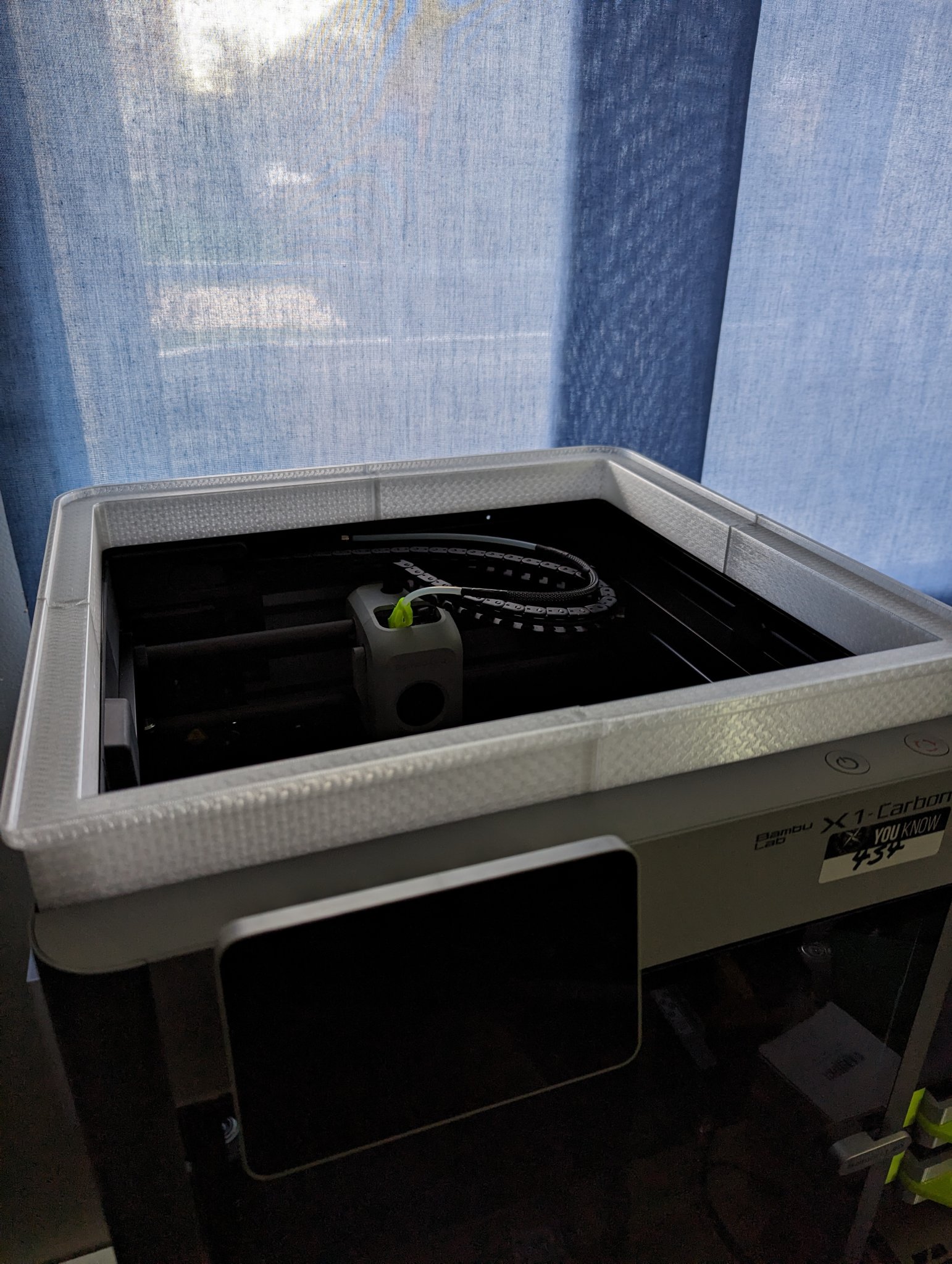 Giá đỡ nắp đơn giản cho BambuLab X1C và P1S