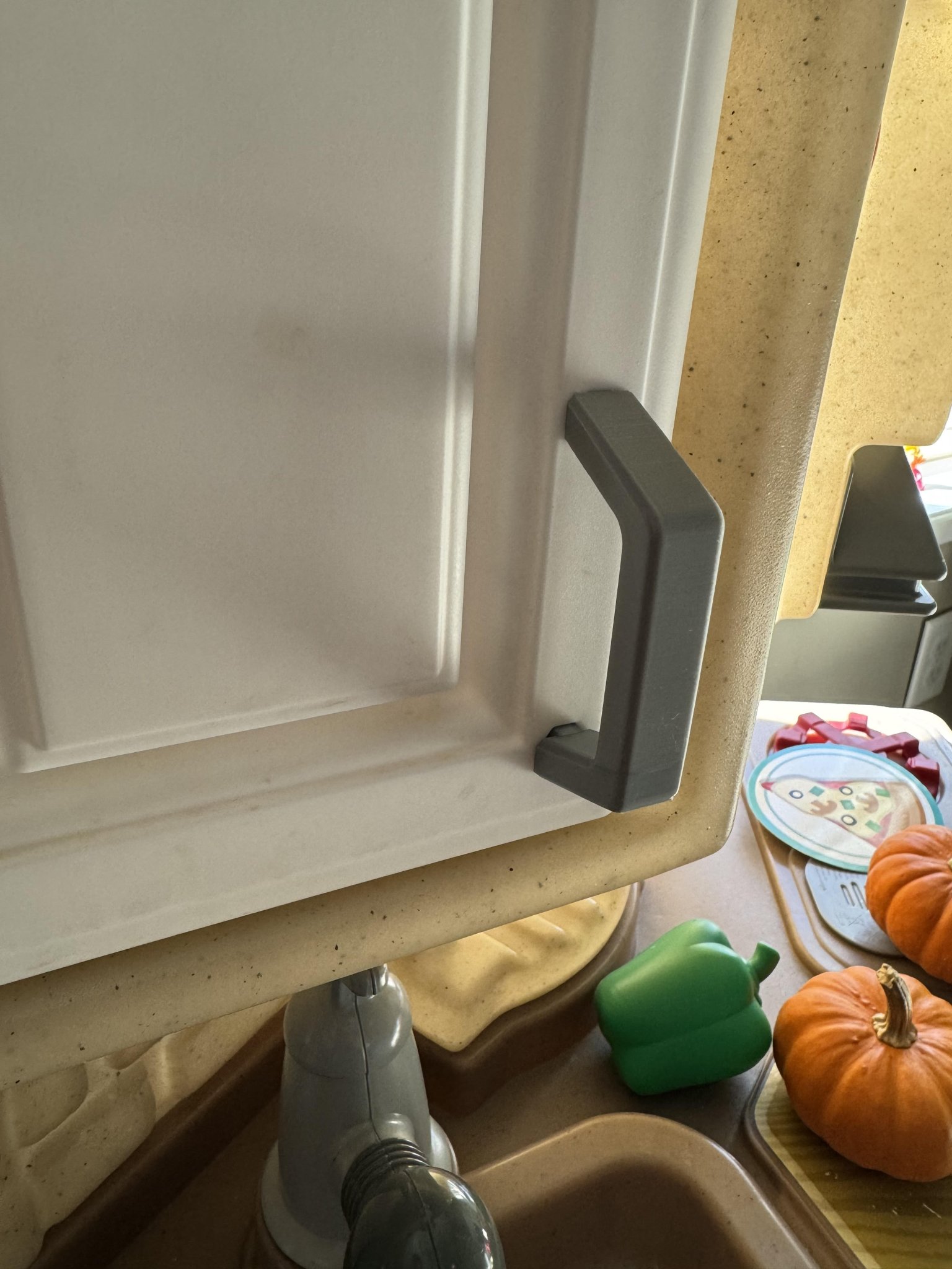 Tay cầm thay thế cho tủ trên bên trái của bếp SUPER CHEF KITCHEN