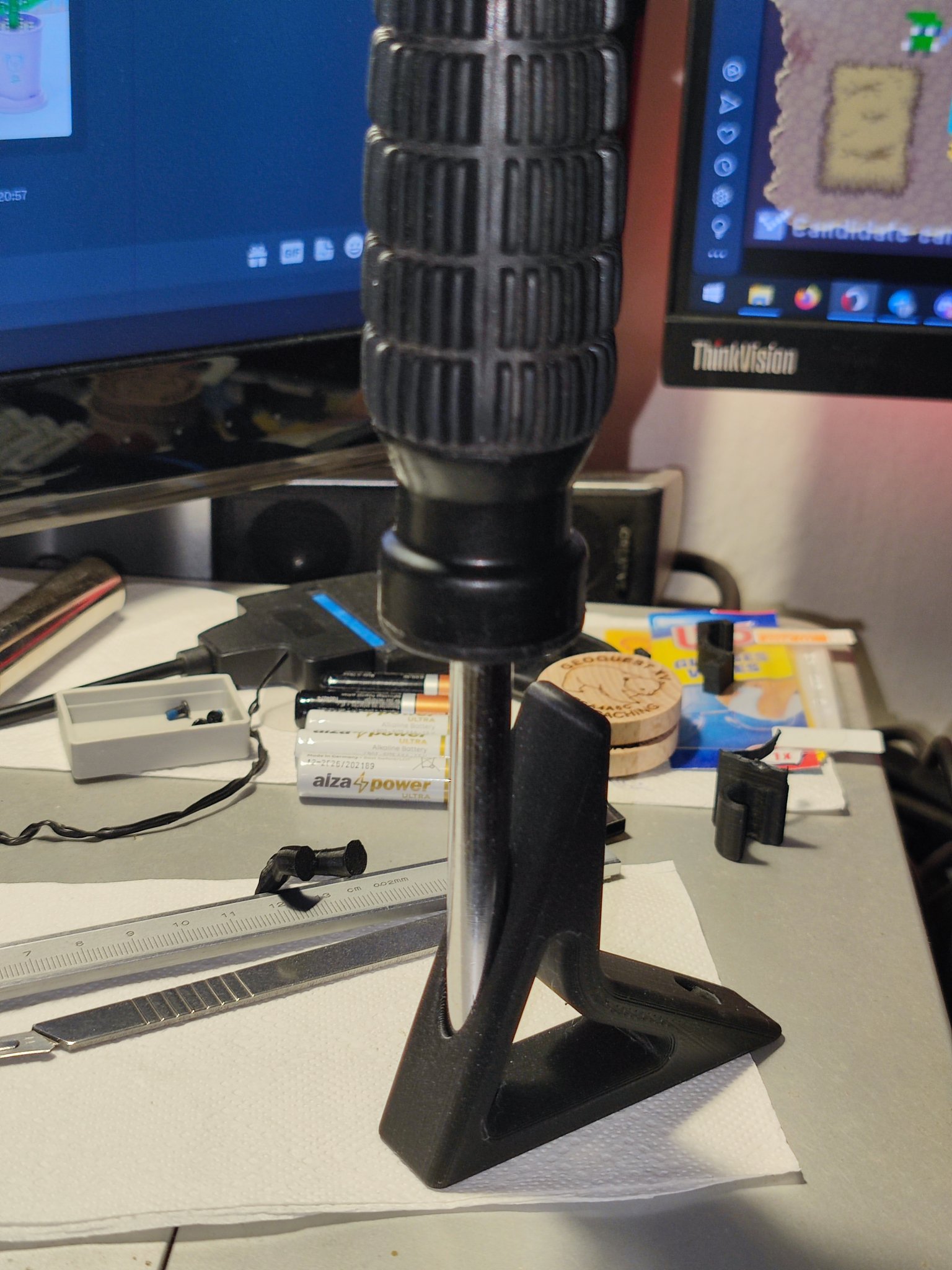 Chặn cửa vít cố định - Ngăn cửa va vào tường