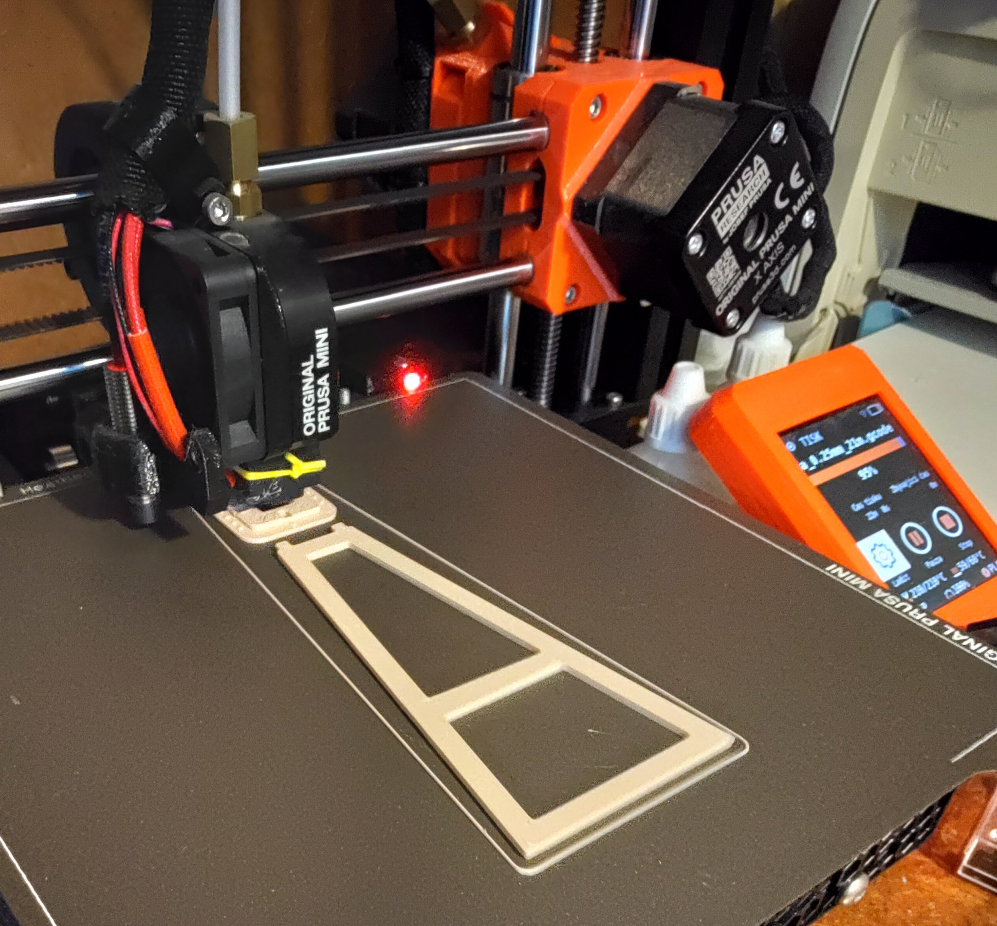 Giá đỡ cầu cho đường đua Hot Wheels