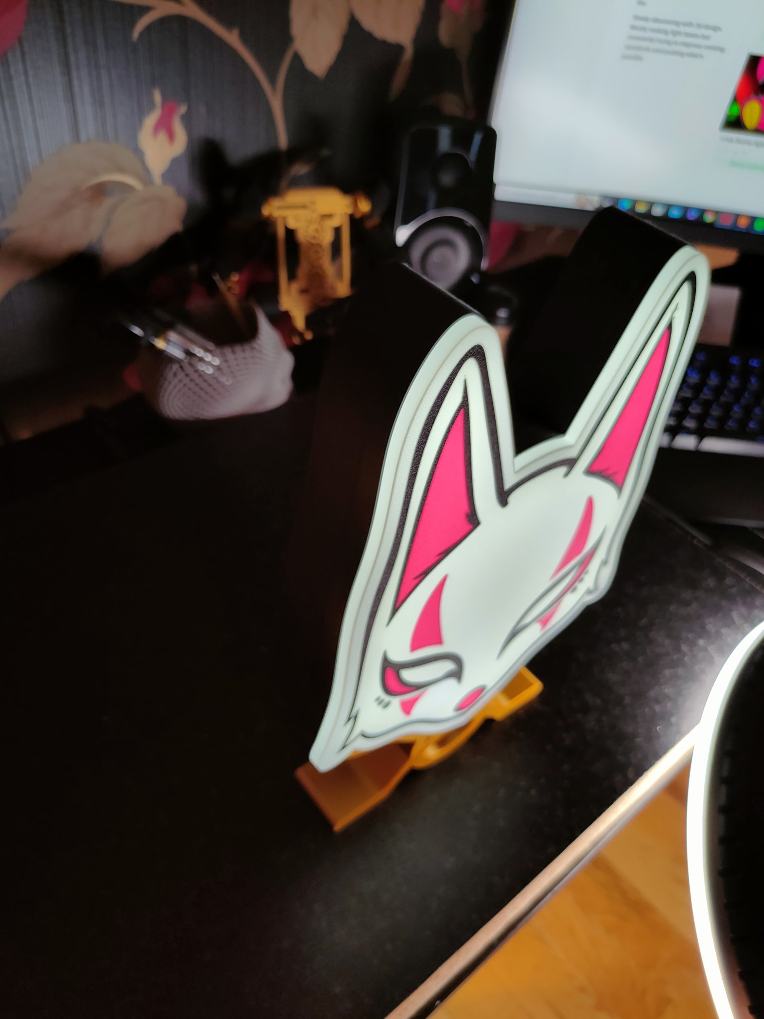 Hộp đèn Kitsune phong cách Nhật Bản có chân đế