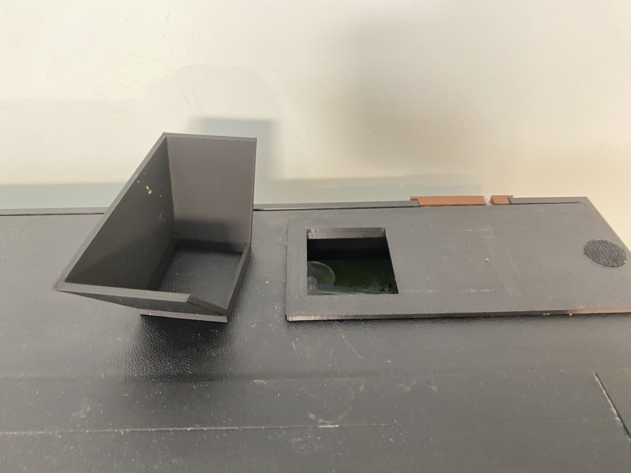 Giá đỡ EHEIM autofeeder+ cho bể cá Juwel