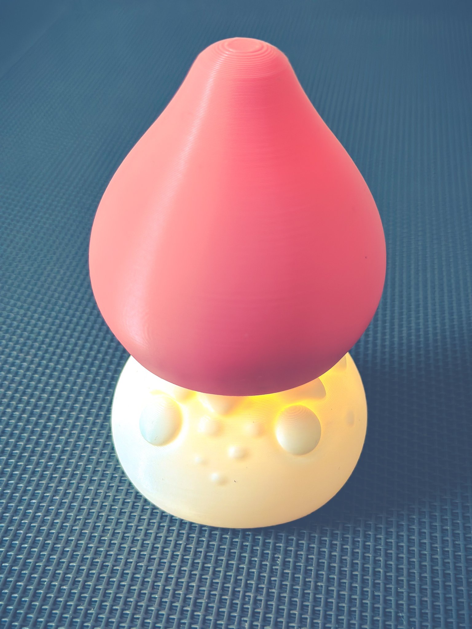 Đèn ngủ hình nấm dễ thương cho không gian sống