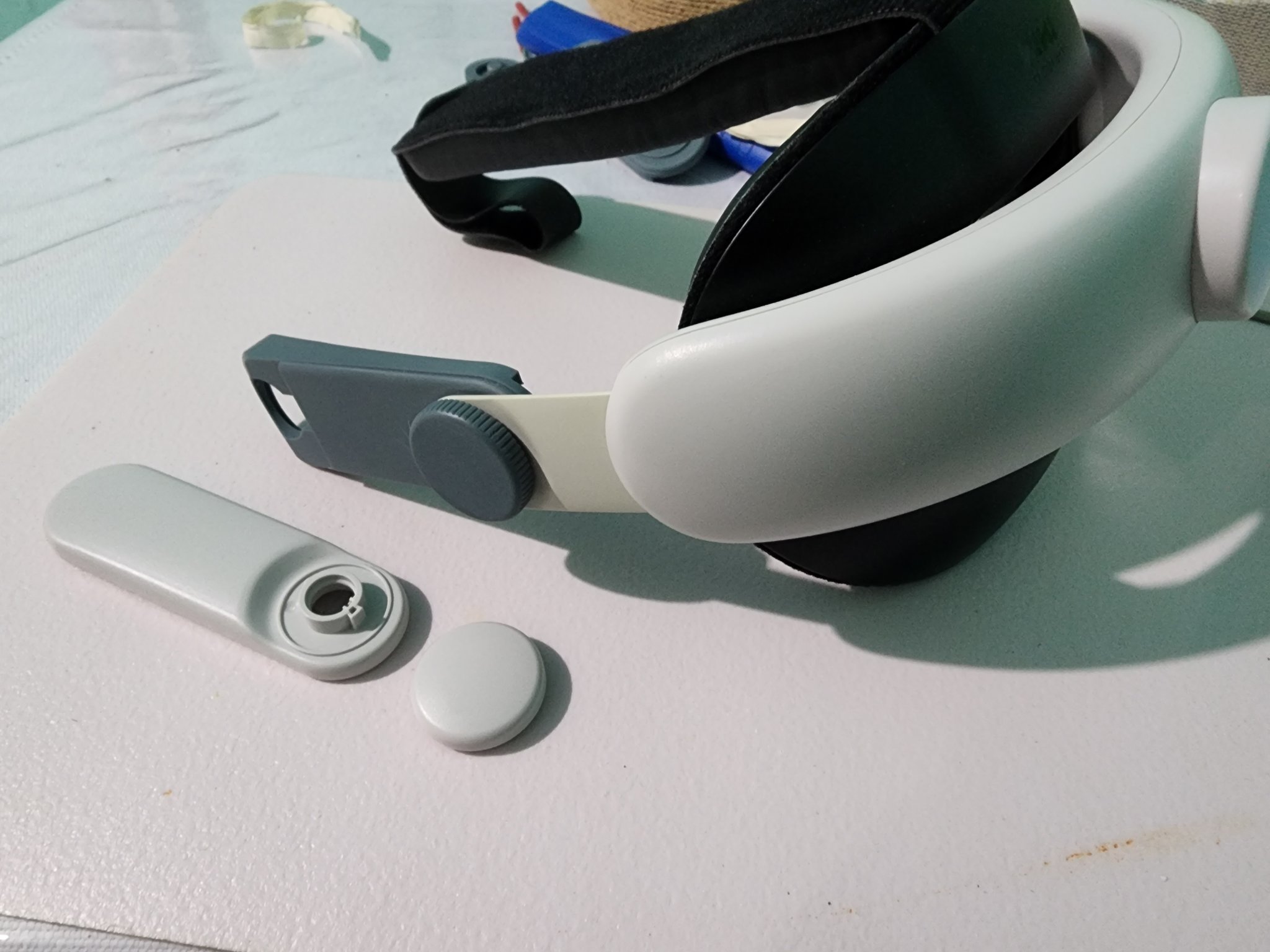 Bộ chuyển đổi Kiwi thiết kế cong cho Quest 2 sang Quest 3