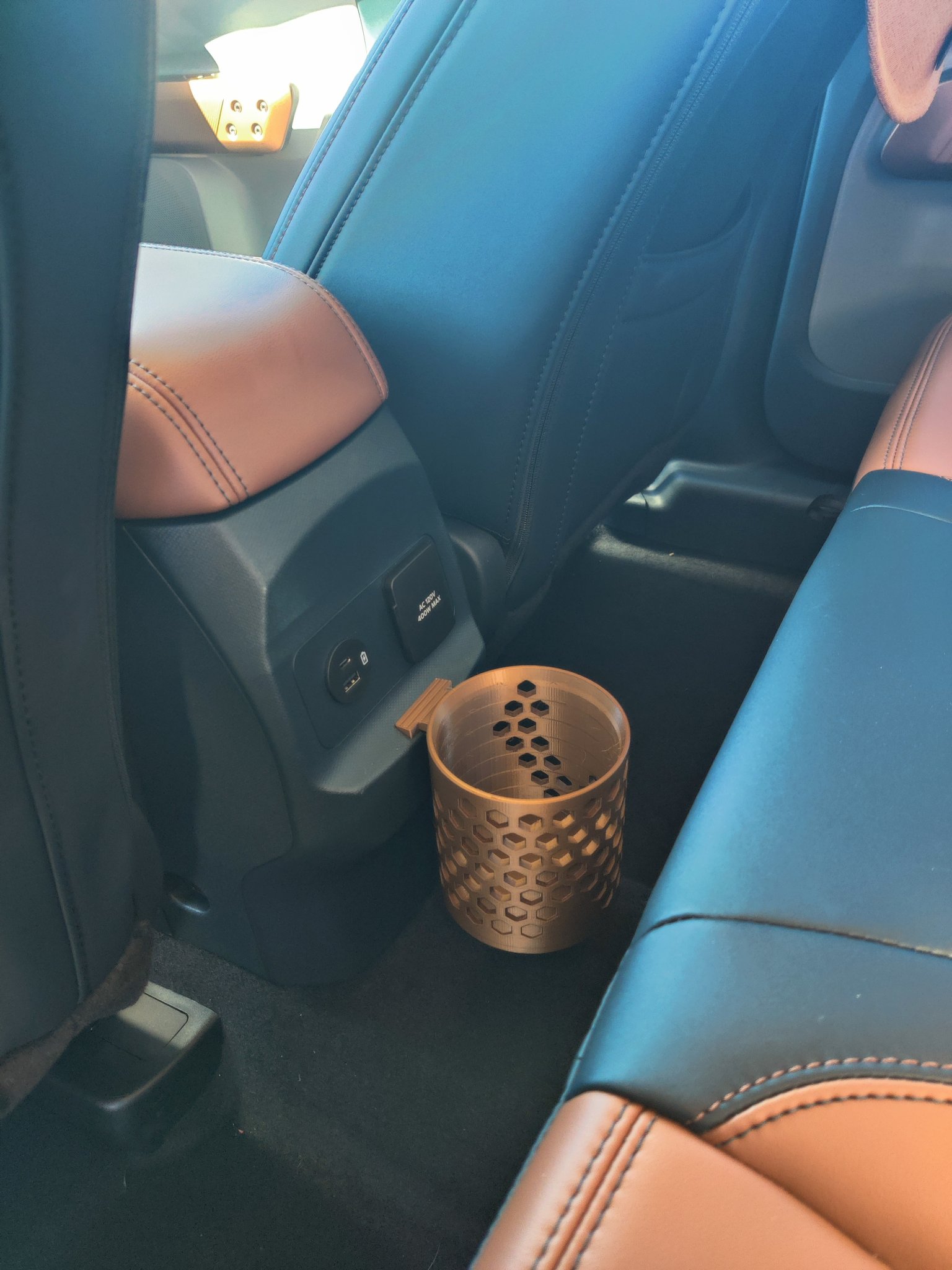 Giá đỡ chai 40oz cho xe Ford