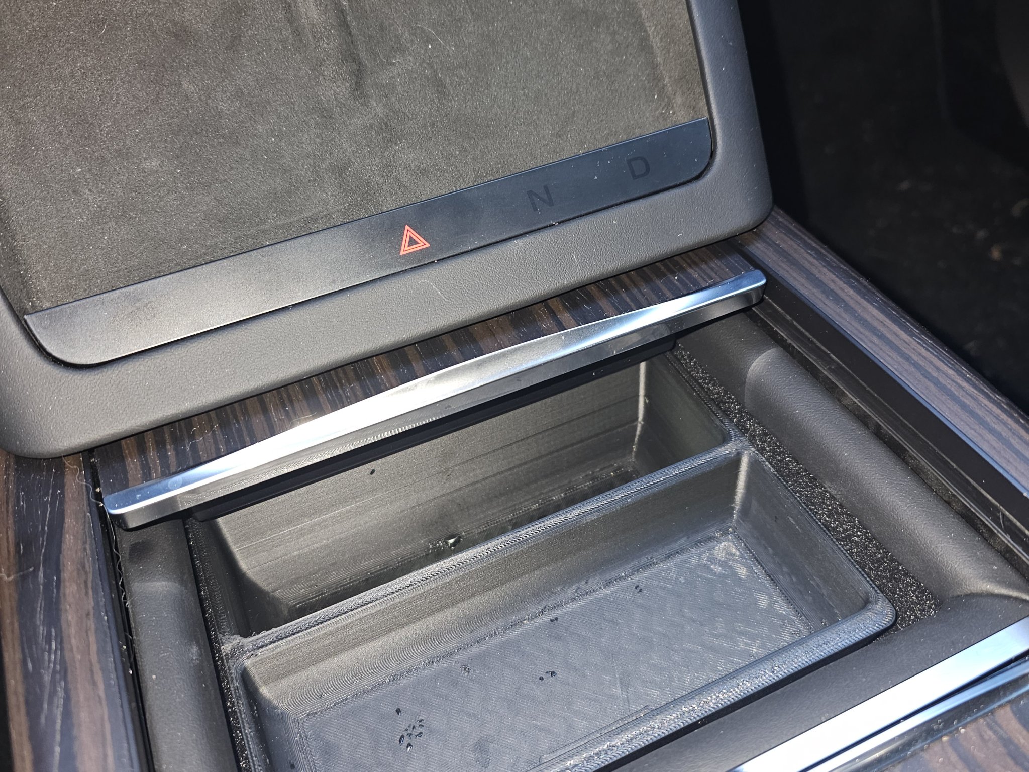 Hộp đựng ngăn kéo trung tâm cho Tesla Model X 21-23