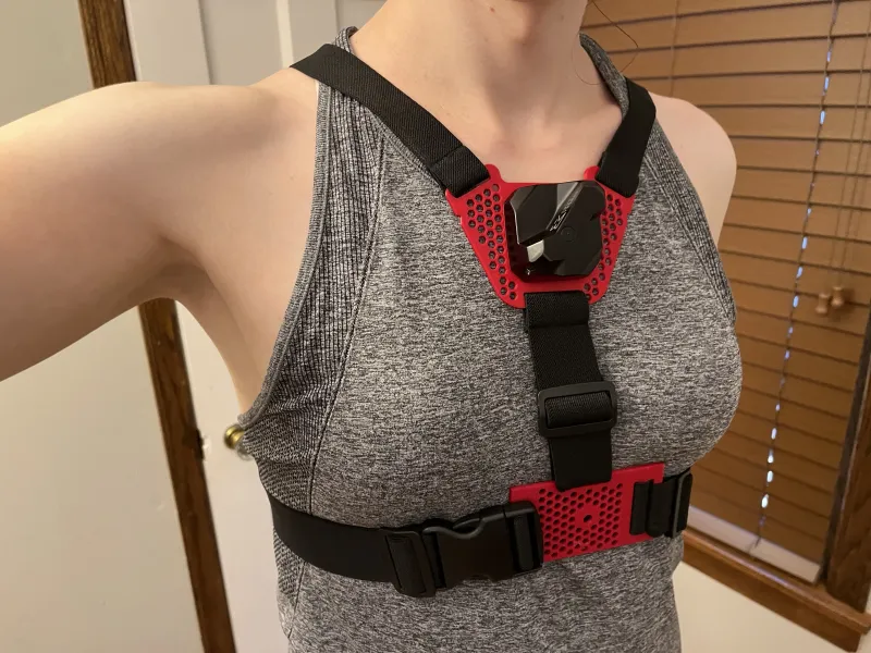 Giá đỡ ngực Tundra và Vive Tracker cho theo dõi toàn thân