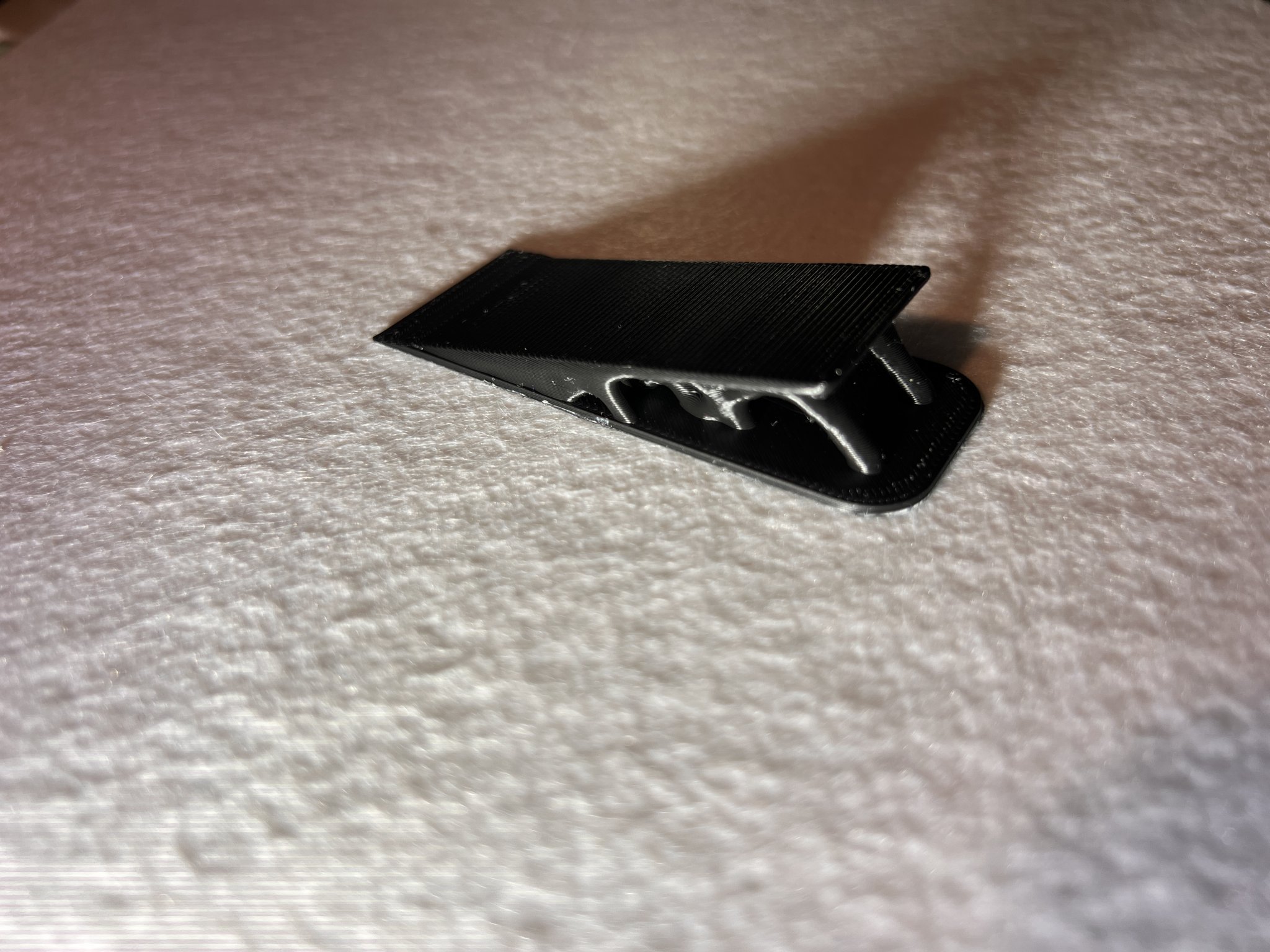 Cụm cửa tối ưu hình học cho tải trọng bên hông