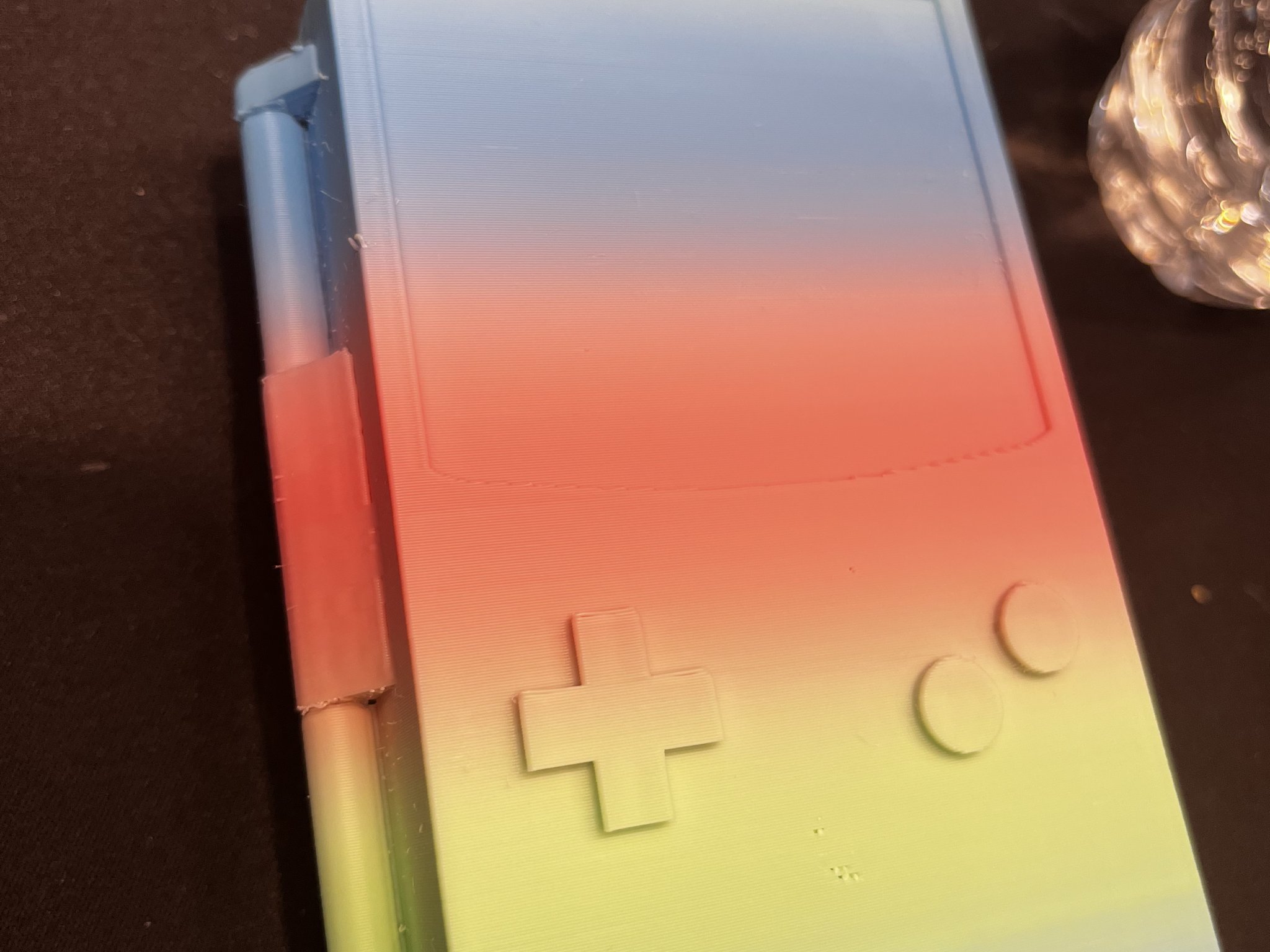 Vỏ bảo vệ cho Gameboy Color với chỗ để hai trò chơi