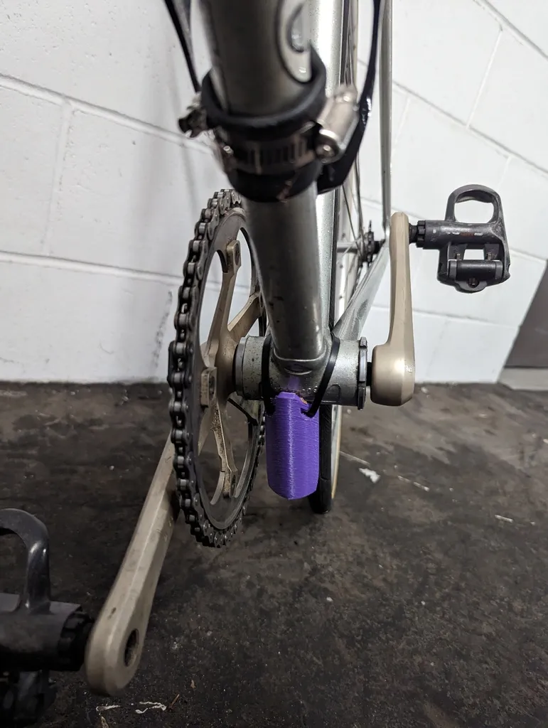 Cánh khí động học đáy "Marlin" cho xe đạp đua