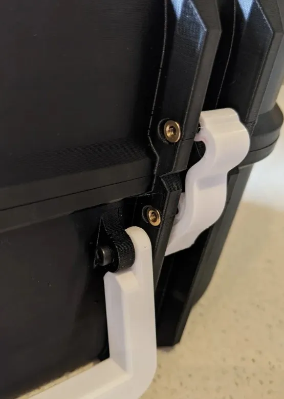 Bộ đựng ly whisky Glencairn cho 6 ly và đồ dùng văn phòng