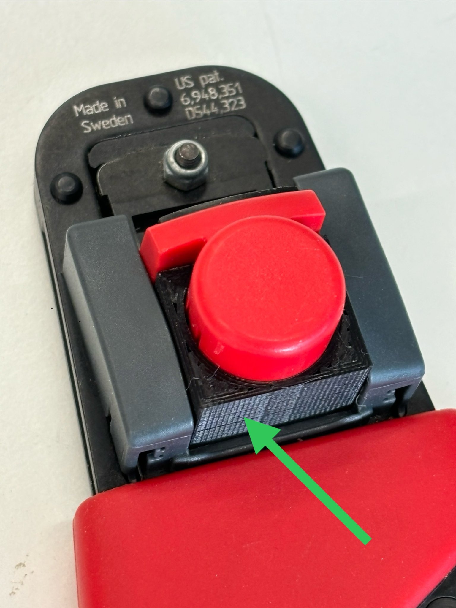 Thay thế bộ định vị cho kìm bấm Molex 63827-1400