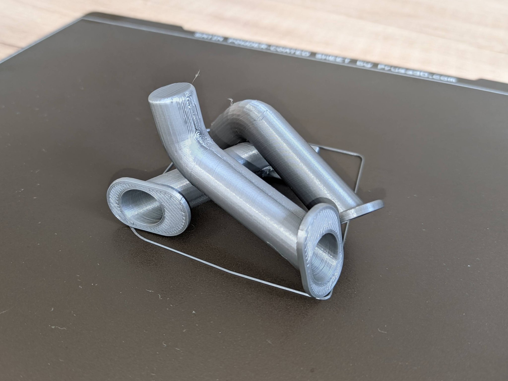 Mở rộng giá treo gỗ H&M chống rơi đồ hiệu quả