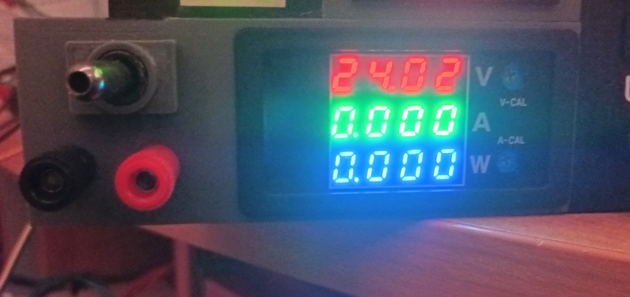 Vỏ bảo vệ đồng hồ Volt Ammeter với công tắc và đầu cắm ...