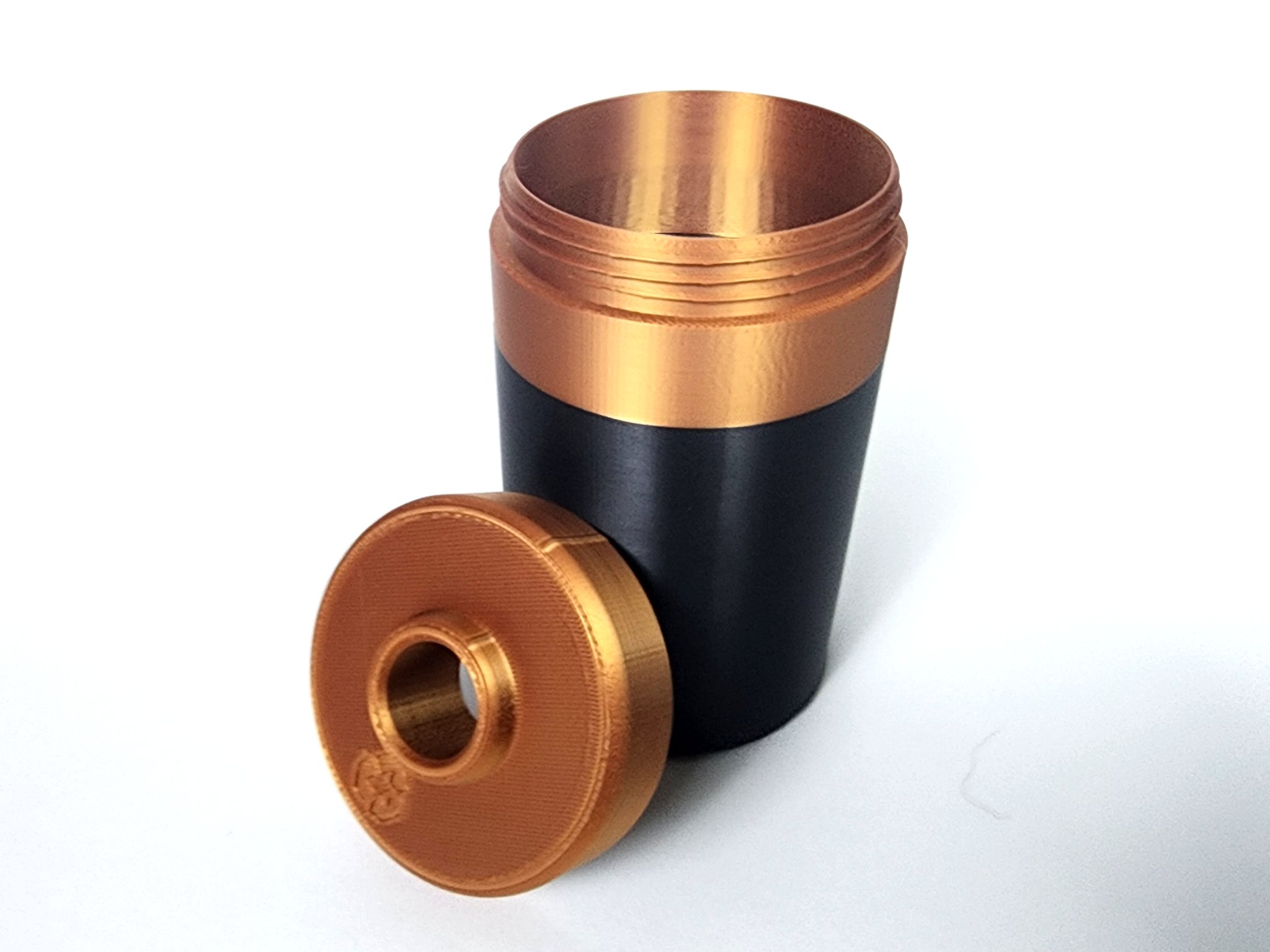 Thùng rác tái chế cho pin đã hết điện