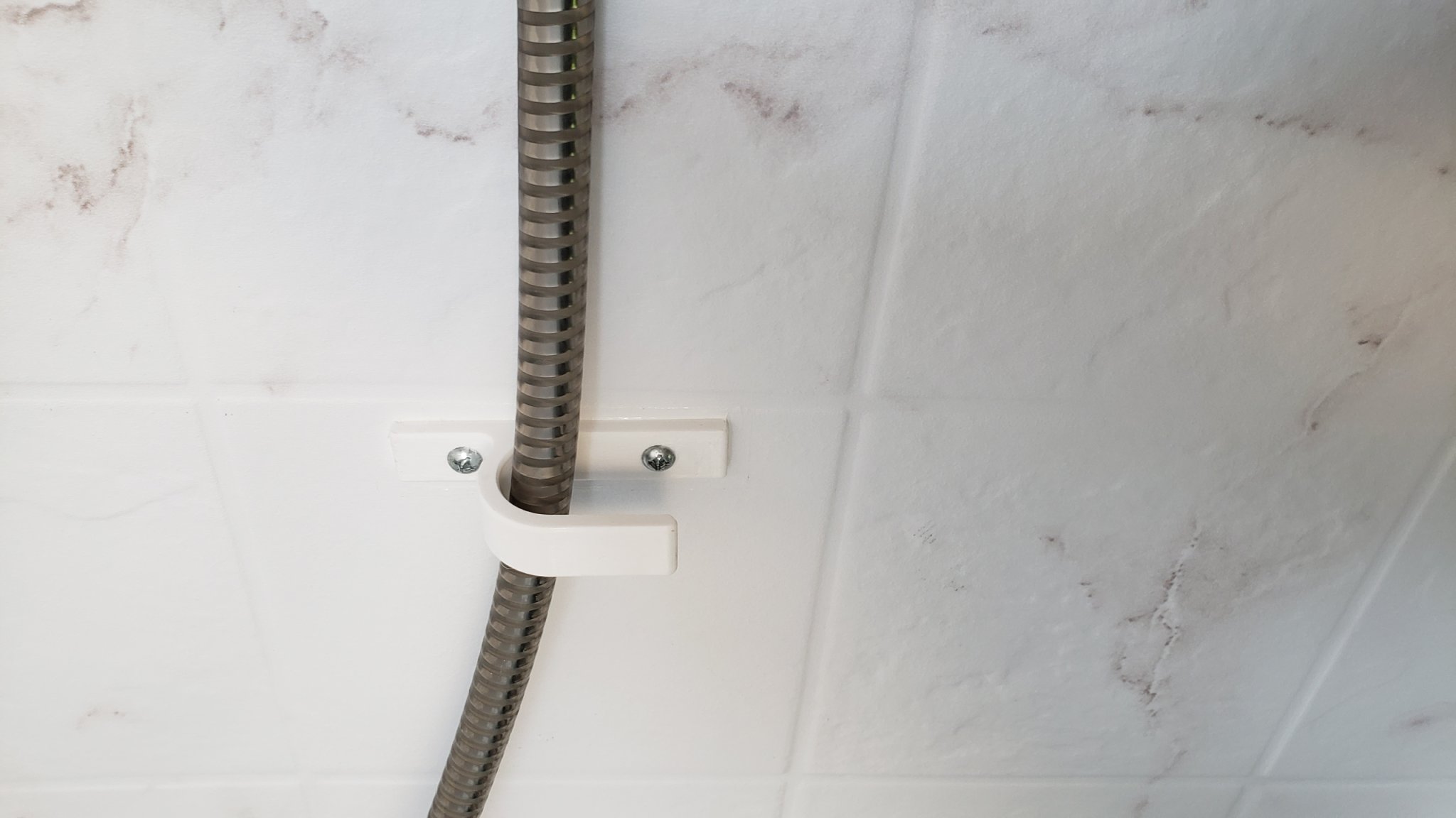 Van tắm nhiệt độ và giá treo ống cho xe RV