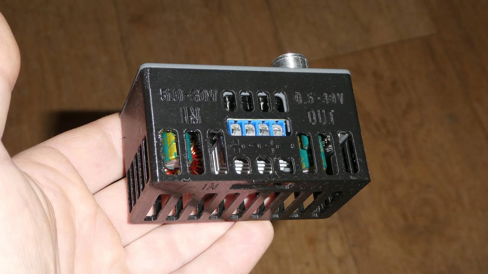 Vỏ bảo vệ bộ chuyển đổi Buck Boost ZK-4KX/XK-4KX