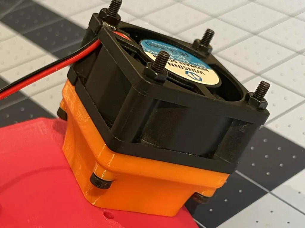 Bộ chuyển đổi quạt 30mm sang 40mm với vít M3