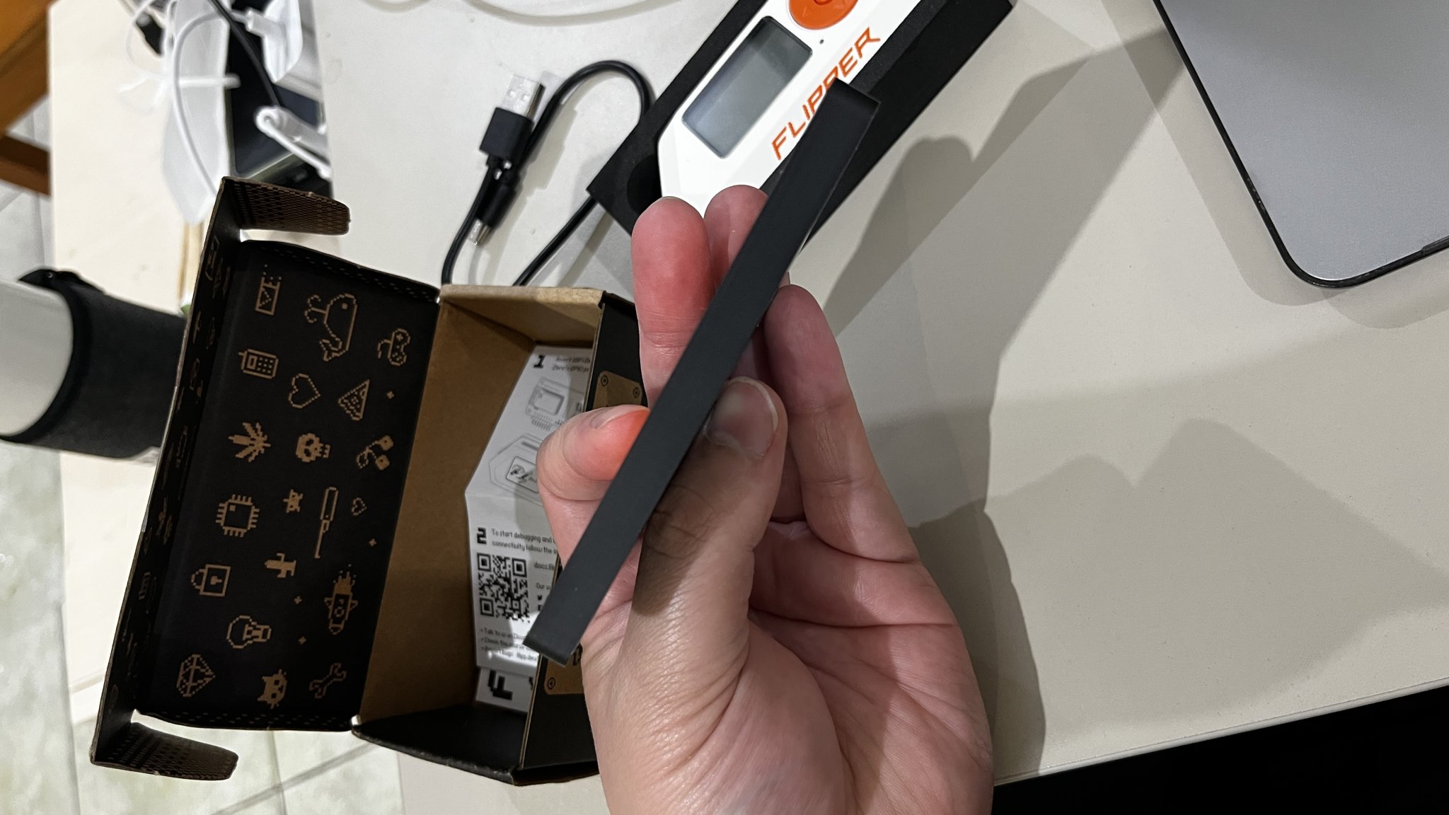 Giá đỡ Wifi Devboard Flipper Zero cho hộp giấy nguyên bản