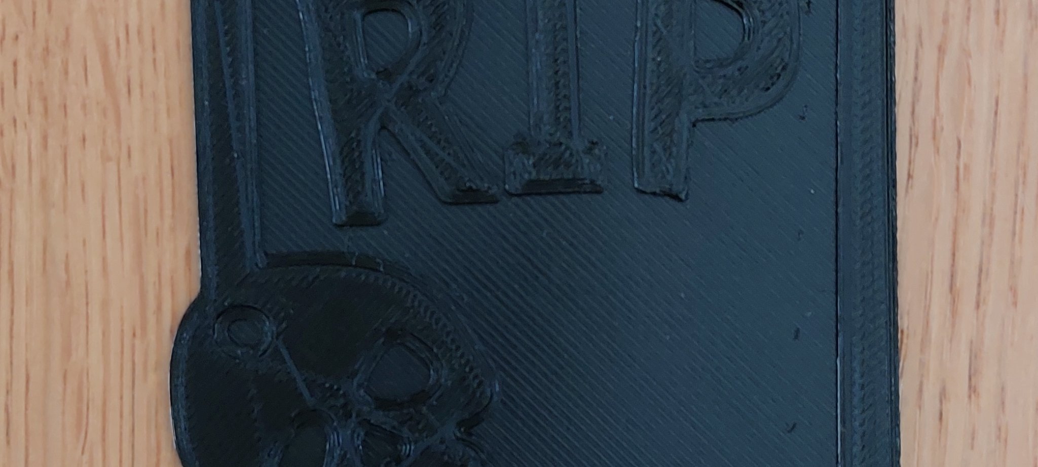 Bảng đá trang trí Halloween cho nghĩa trang