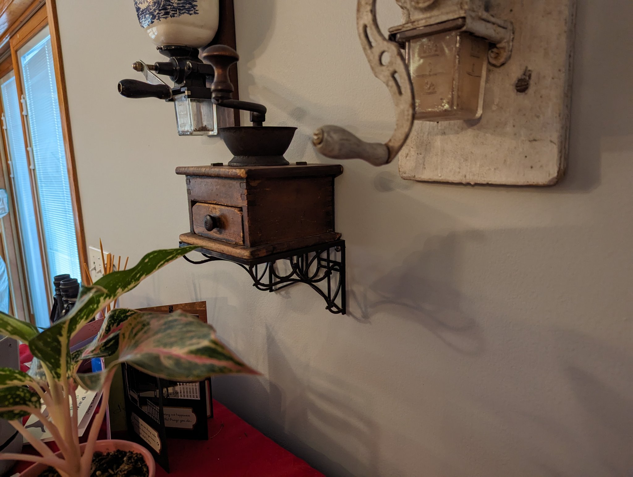 Giá đỡ nghệ thuật Deco nhỏ 6 inch