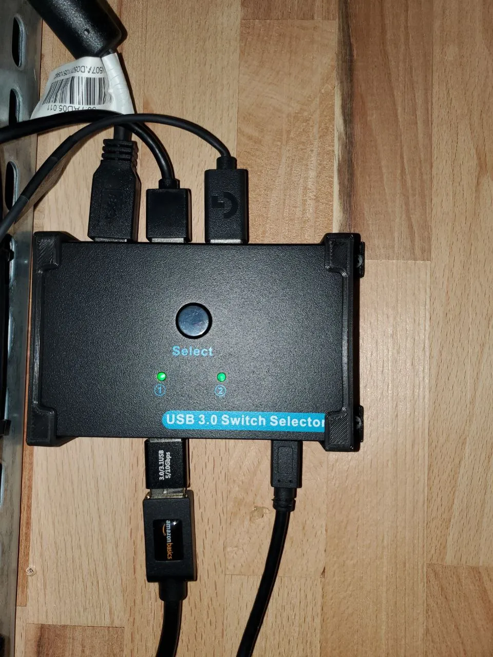 Giá đỡ cho công tắc USB 3.0 SGEYR 2 In 4 Out