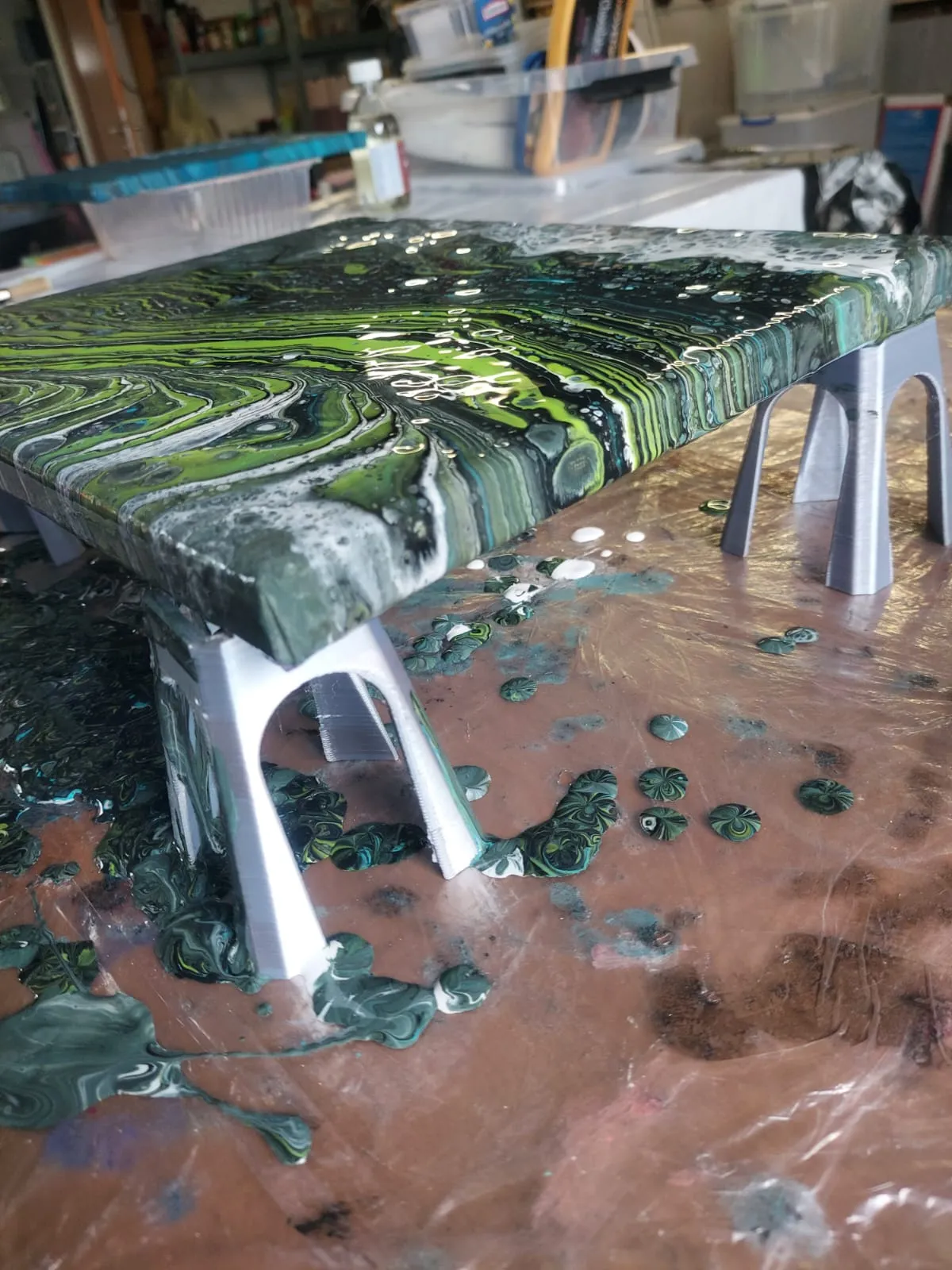 Giá đỡ đổ màu cho canvas với chiều cao điều chỉnh