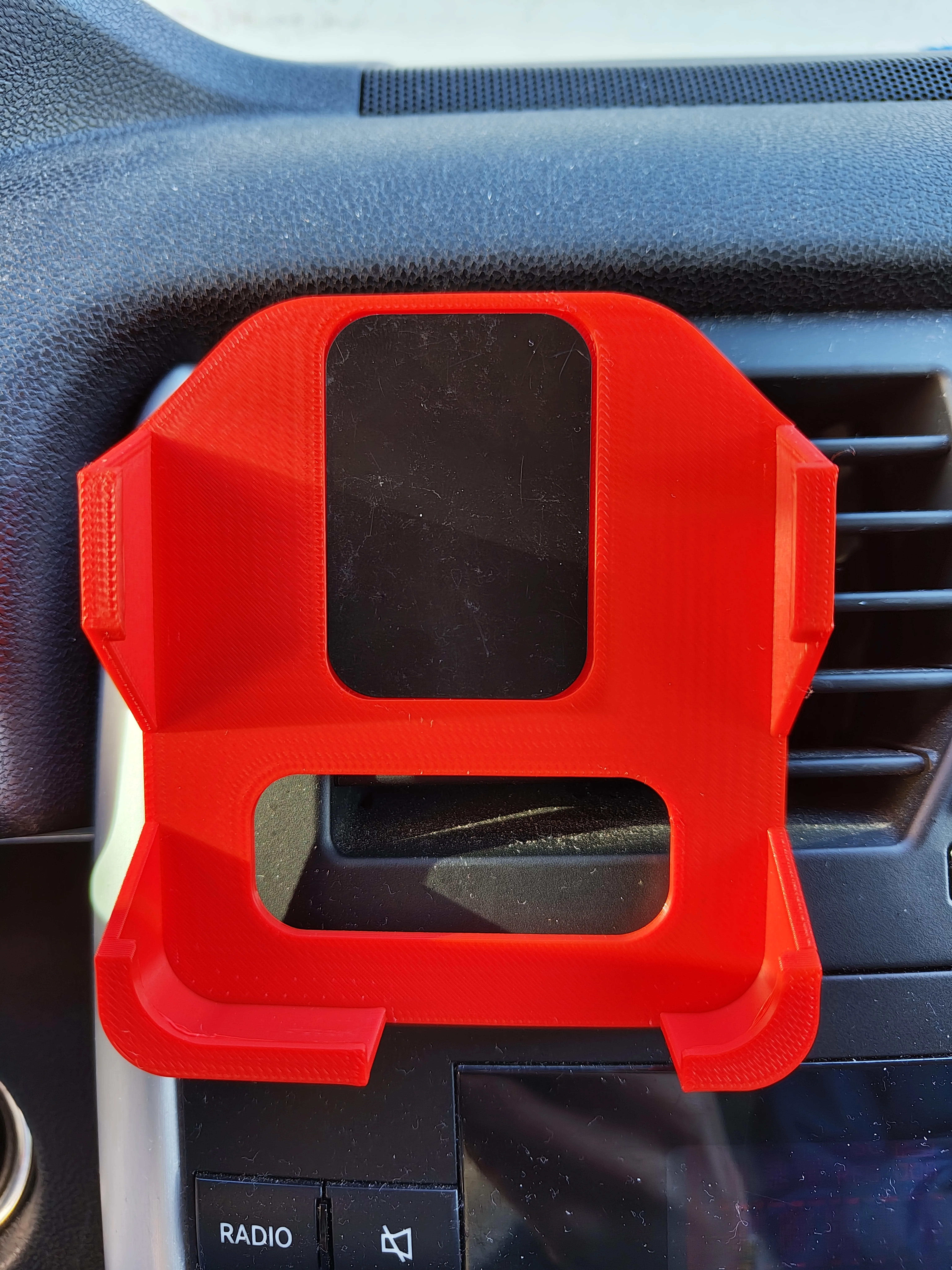 Giá đỡ điện thoại Nothing Phone 2 cho ô tô (có ốp)