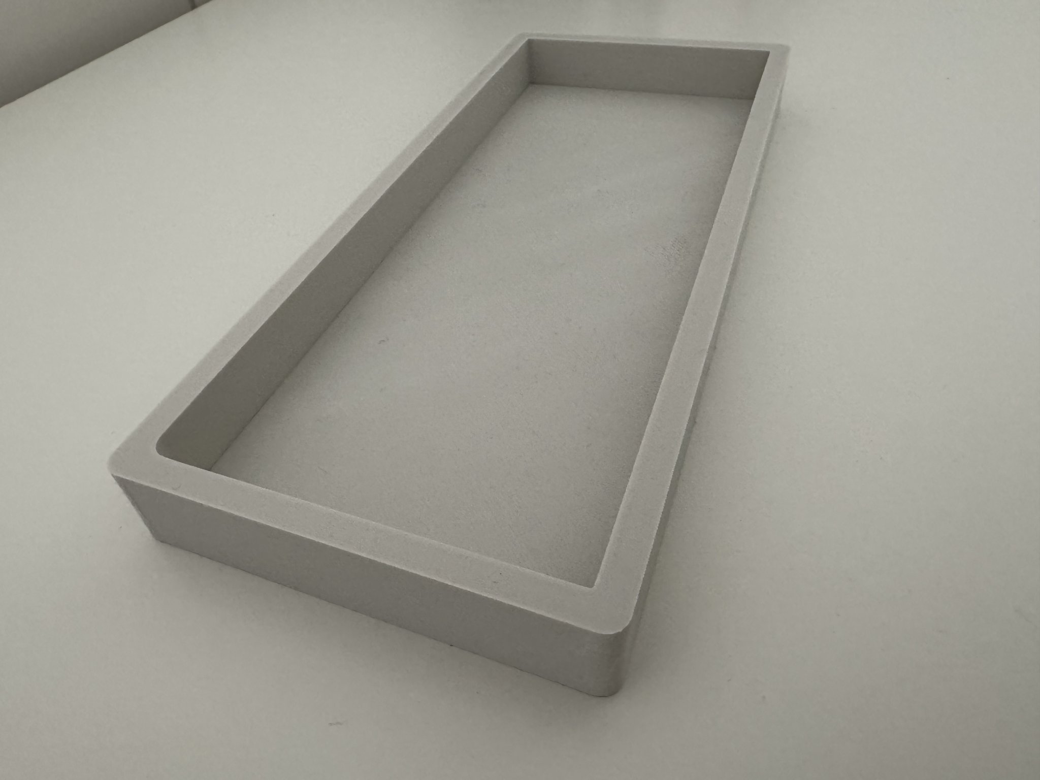 Khay đựng đồ đơn giản cho nước hoa và vật dụng khác