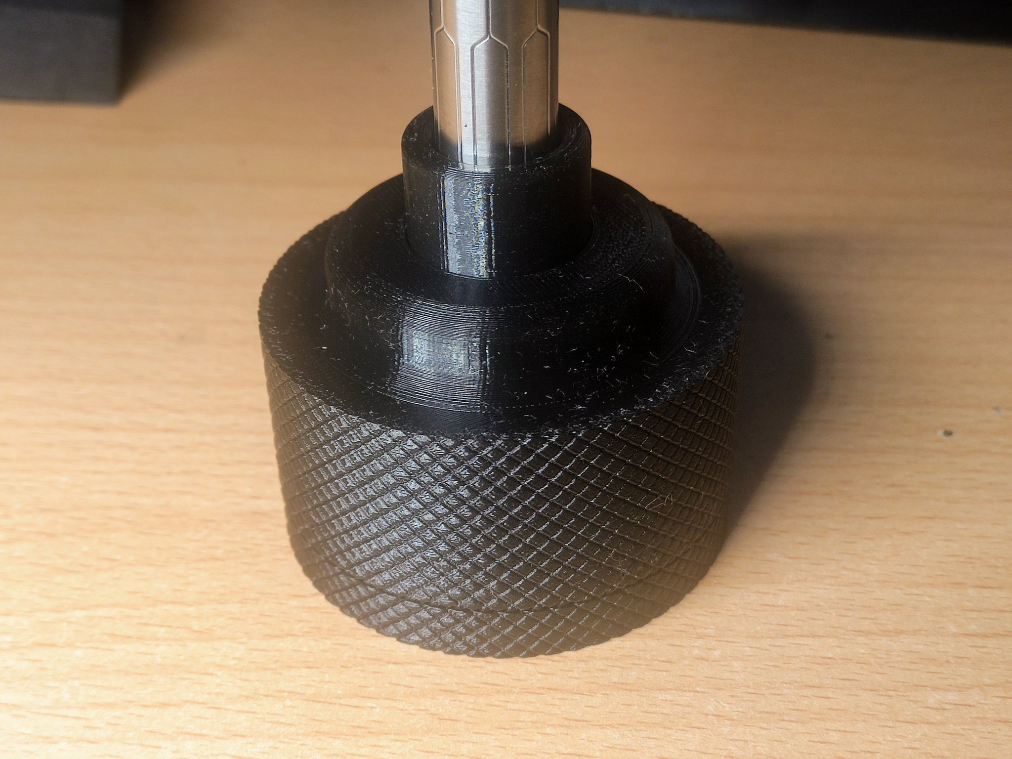 Hộp đựng tua vít điện ES15 và đầu bit