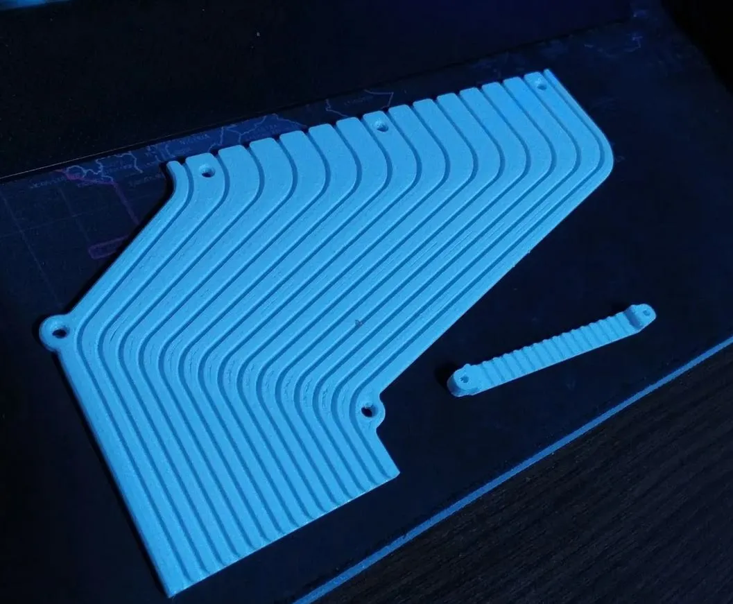 Bảng phân phối BMS cho hệ thống 16s với cầu chì và nắp che